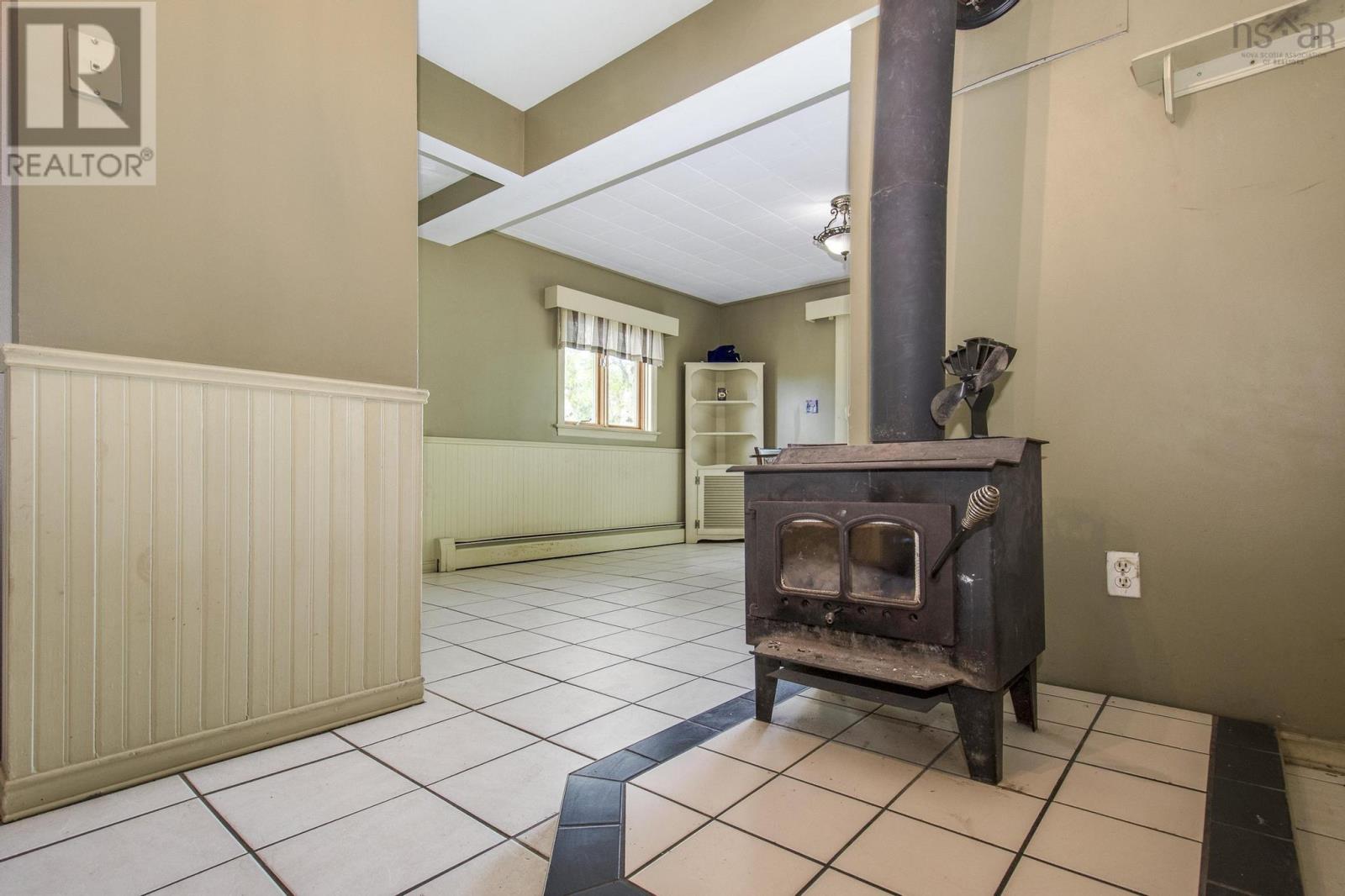 3069 Highway 1, Aylesford East, Nova Scotia  B0P 1C0 - Photo 9 - 202513145