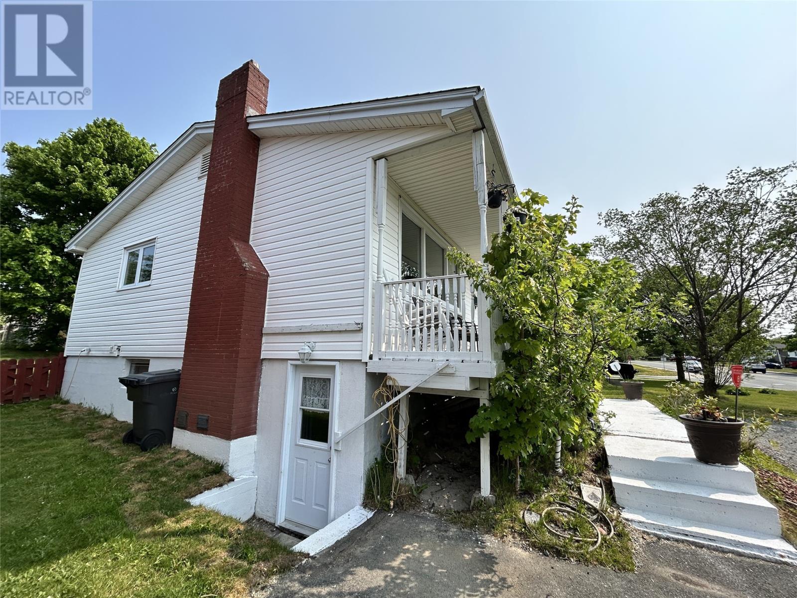 Property at 26 Smallwood Drive image 5