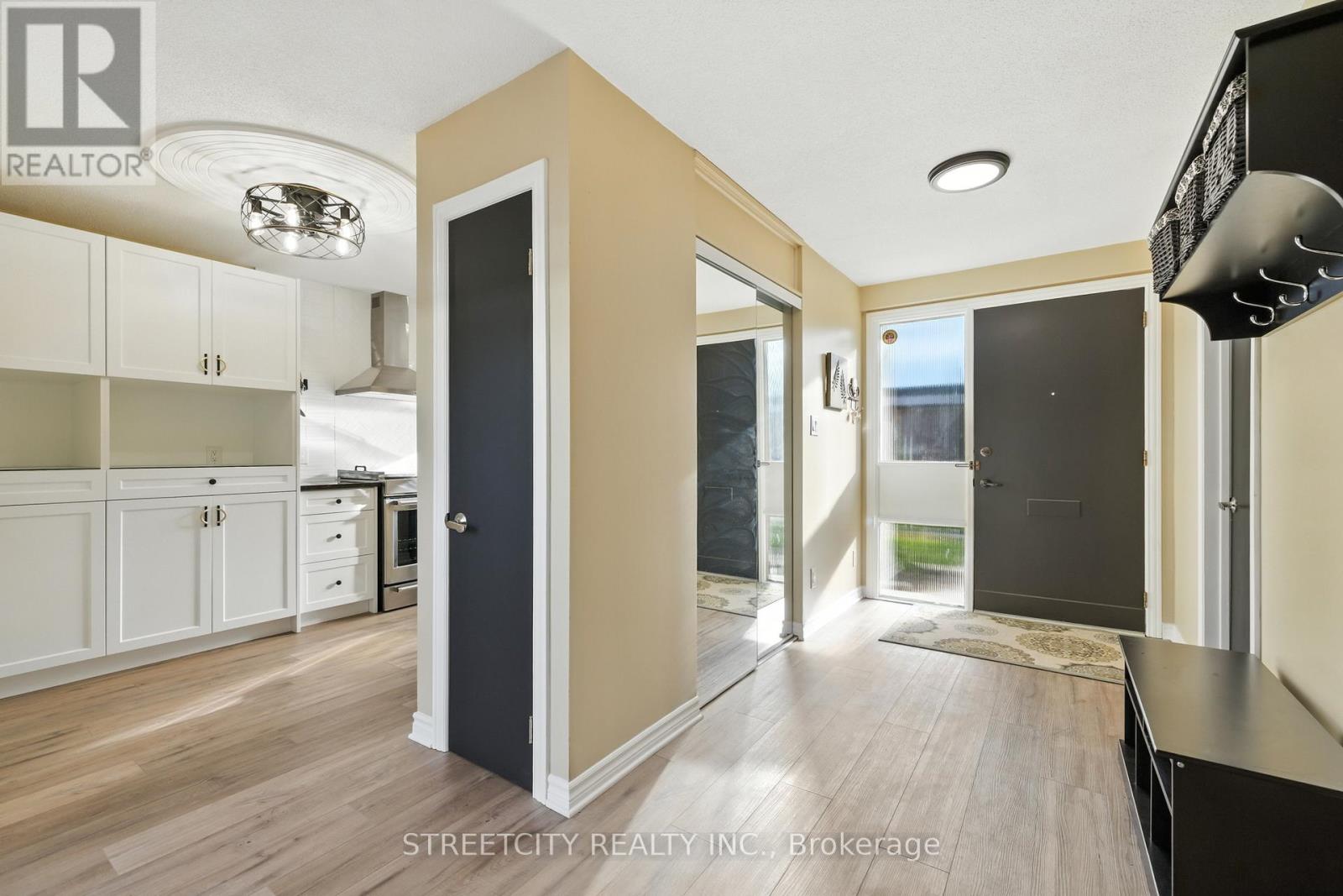 Property at 534 CRANBROOK ROAD image 5