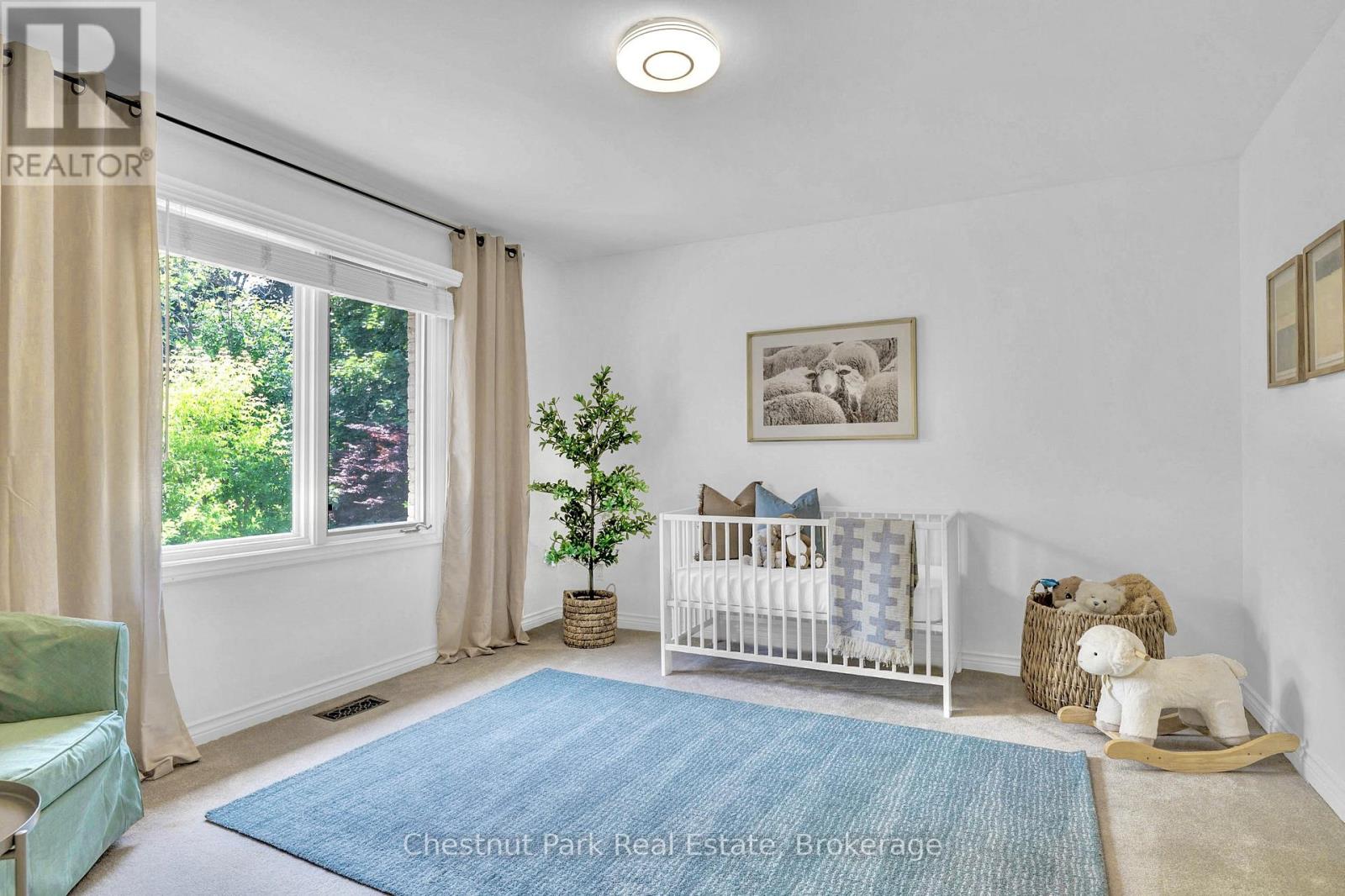 2052 Chippewa Trail, Mississauga, Ontario  L5H 3V7 - Photo 18 - W12249127
