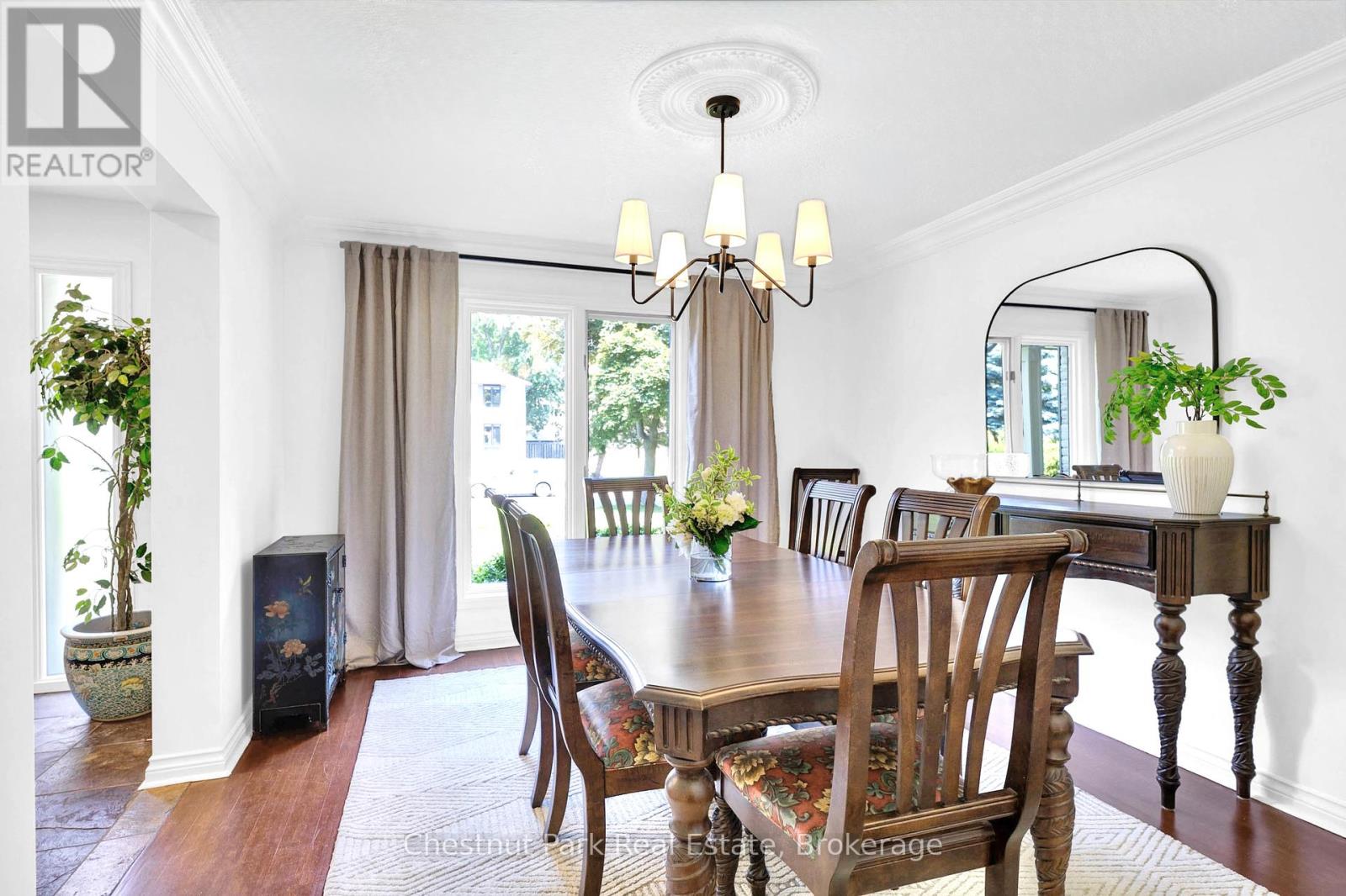 Property at 2052 CHIPPEWA TRAIL image 3