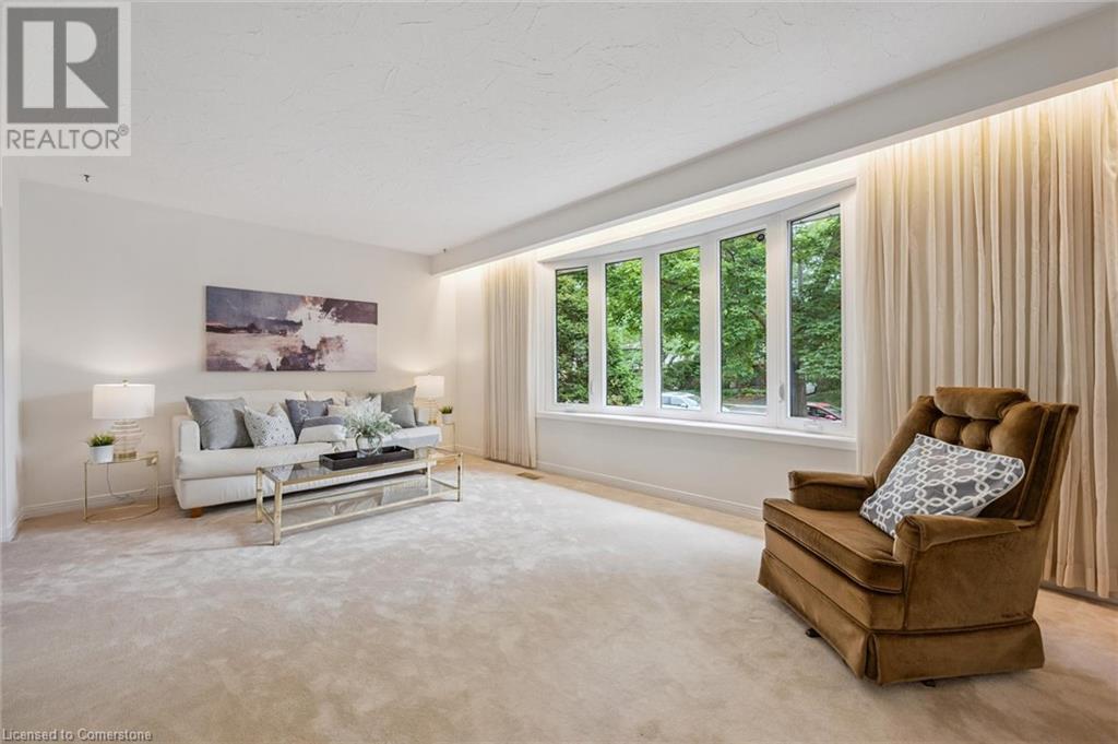 Property at 101 HARVARD Road image 4