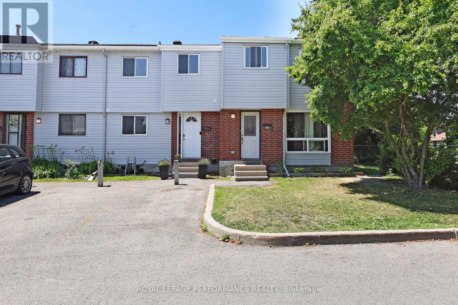 Property at 1962 KELDEN CRESCENT image 1