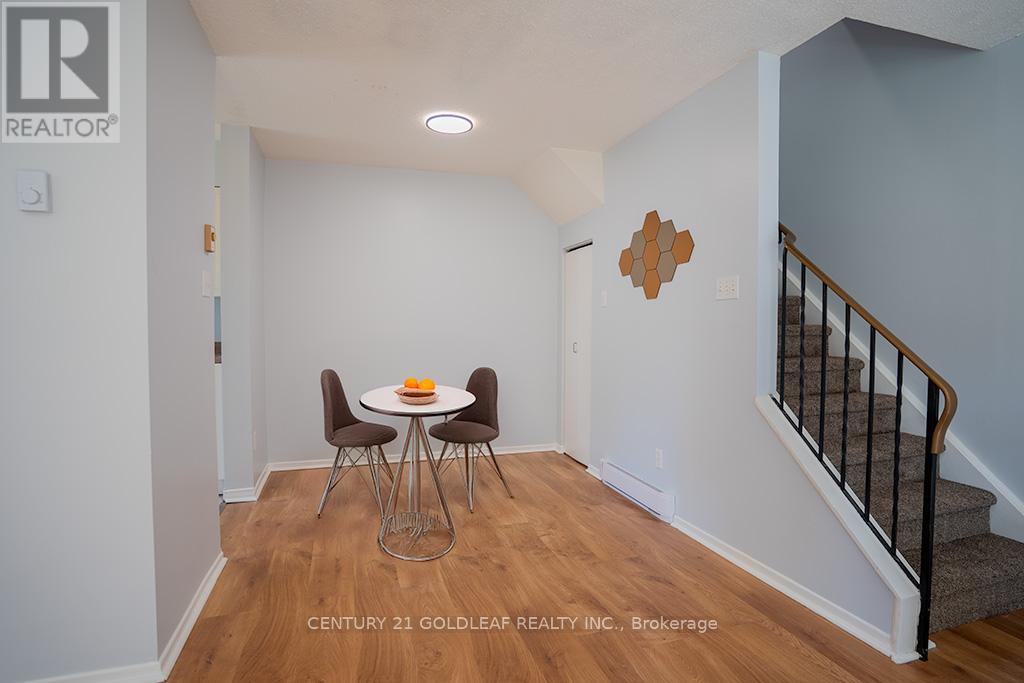 75 - 5 Sonnet Crescent, Ottawa, Ontario  K2H 8W8 - Photo 13 - X12249120