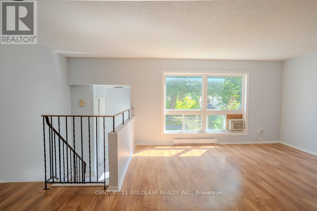 75 - 5 Sonnet Crescent, Ottawa, Ontario  K2H 8W8 - Photo 7 - X12249120