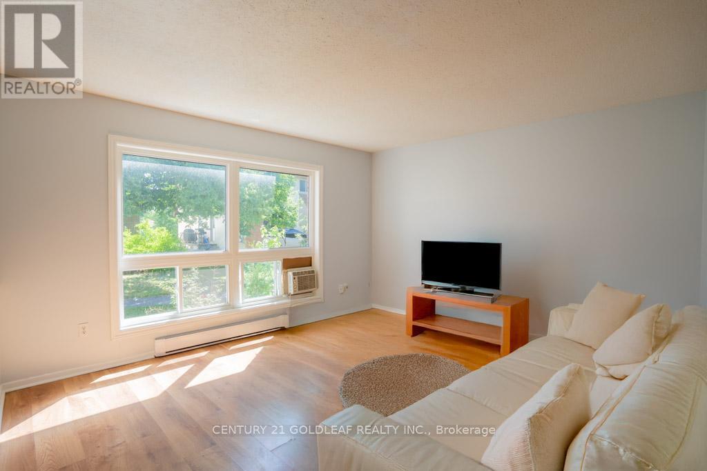 75 - 5 Sonnet Crescent, Ottawa, Ontario  K2H 8W8 - Photo 8 - X12249120