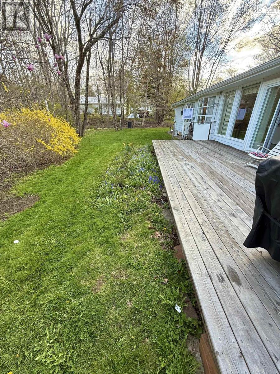 65 Dublin Avenue, Bridgewater, Nova Scotia  B4V 1Z7 - Photo 6 - 202510550