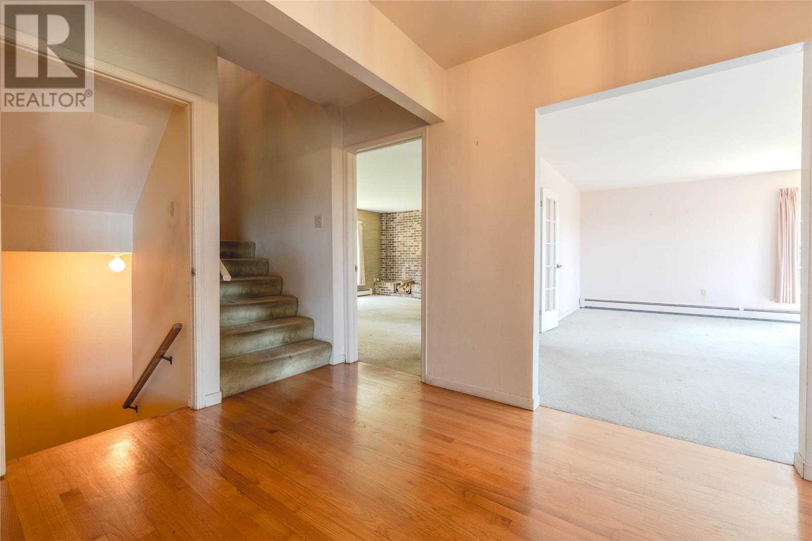 Property at 28 Dorans Lane image 5