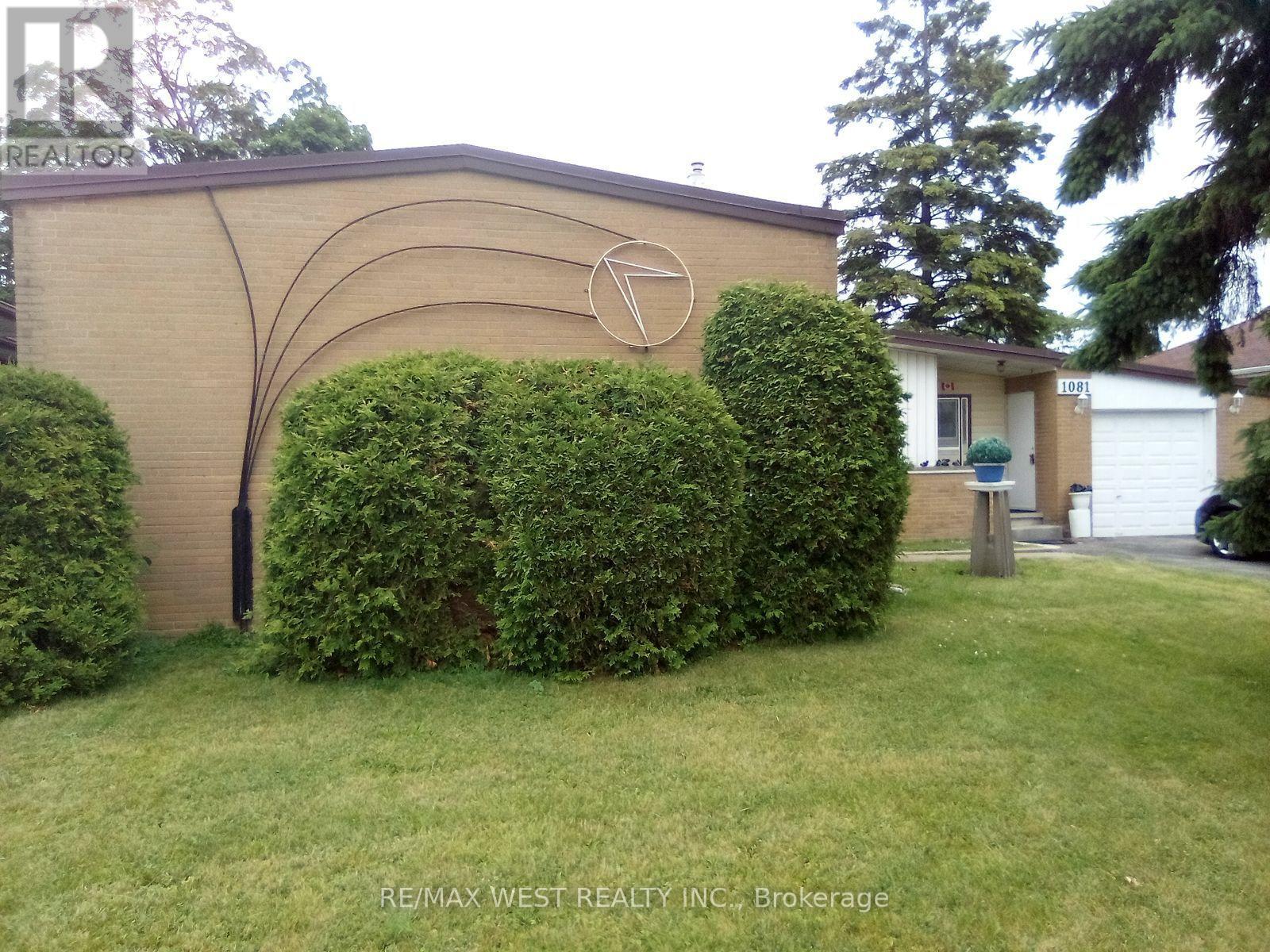 Property at 1081 ISLINGTON AVENUE image 1