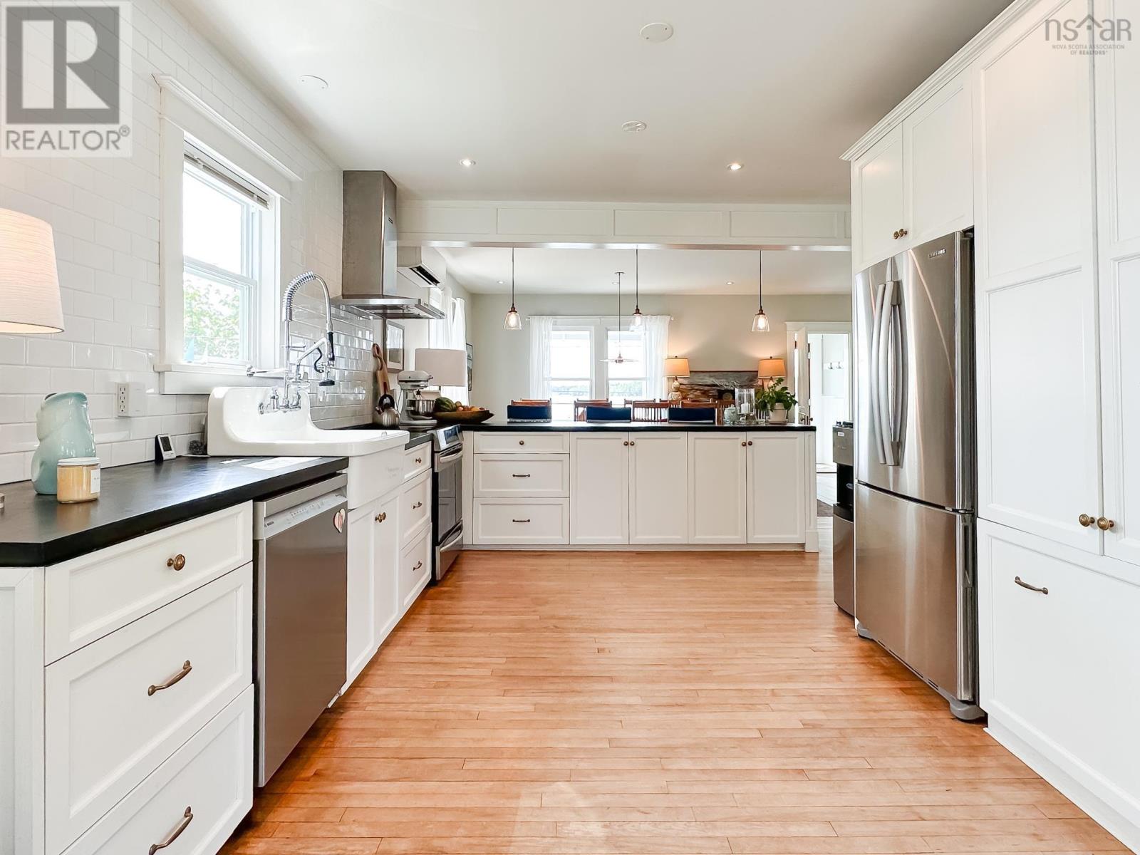 287 Indian Point Road, Mahone Bay, Nova Scotia  B0J 2E0 - Photo 6 - 202515784