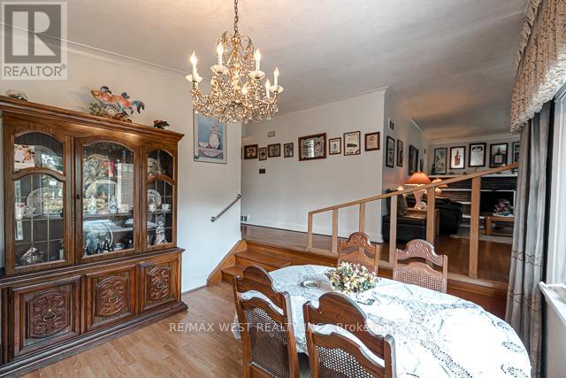 1081 Islington Avenue, Toronto (Stonegate-Queensway), Ontario  M8Z 4R8 - Photo 35 - W12212047
