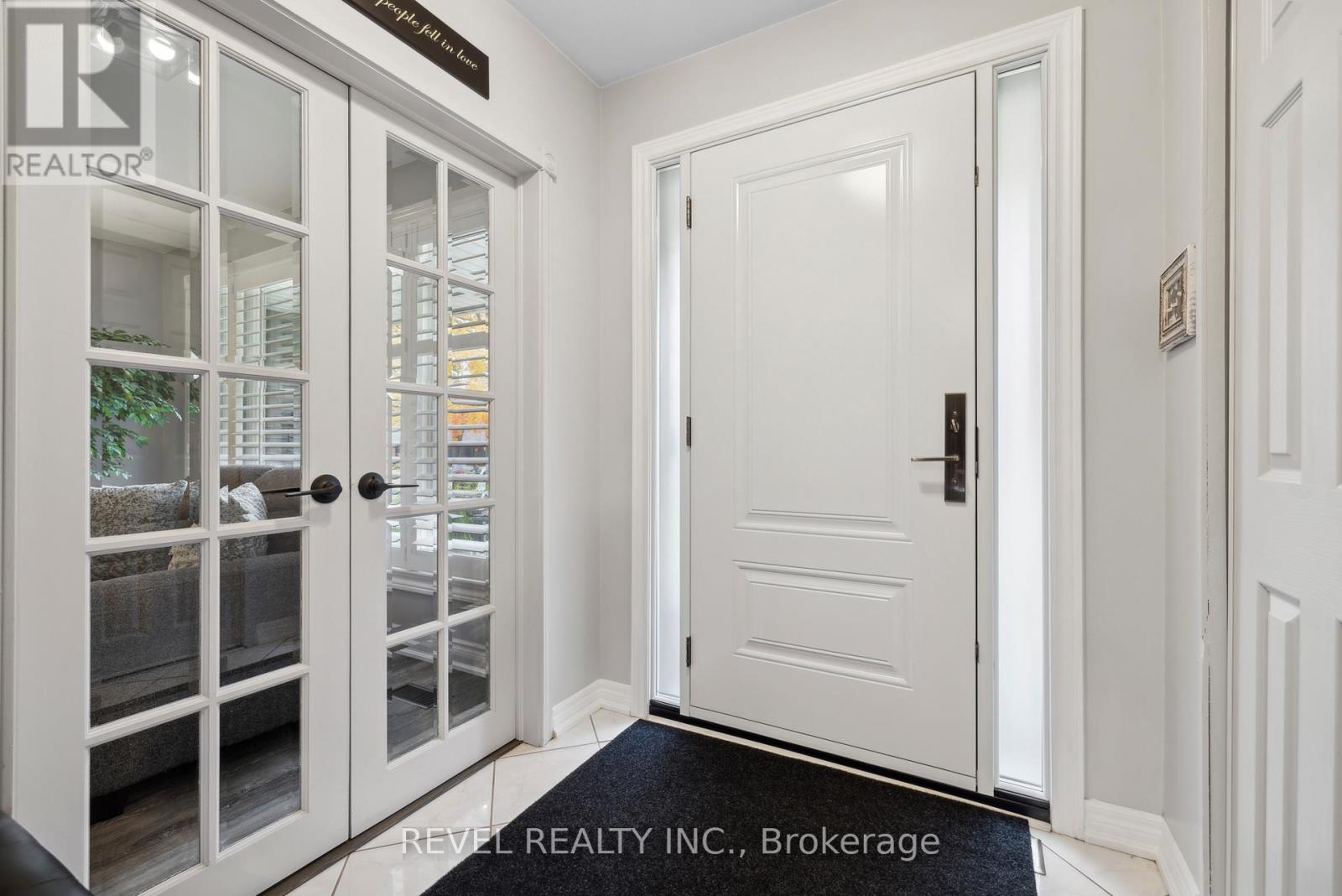 Property at 93 WILLOWRIDGE ROAD image 3