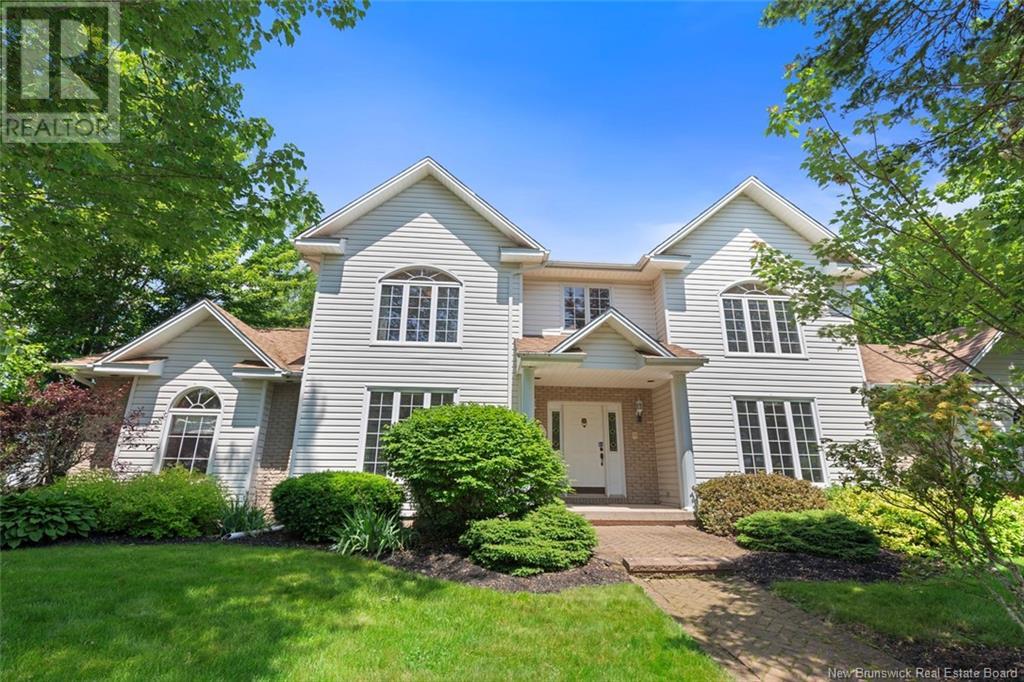 Property at 51 Driftwood Court image 2