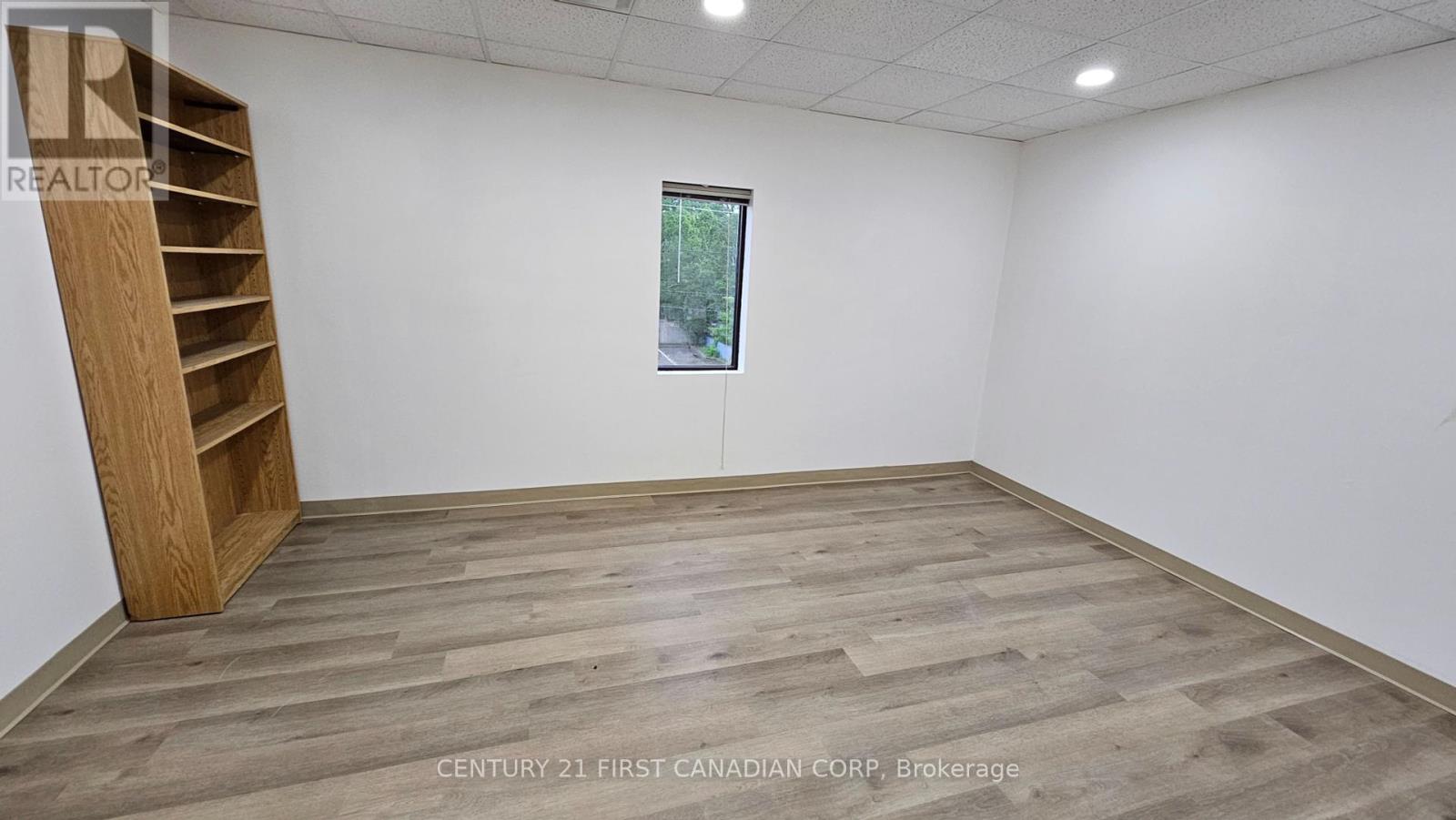 394 Wharncliffe Road S, London South, Ontario  N6J 2M4 - Photo 19 - X12249159