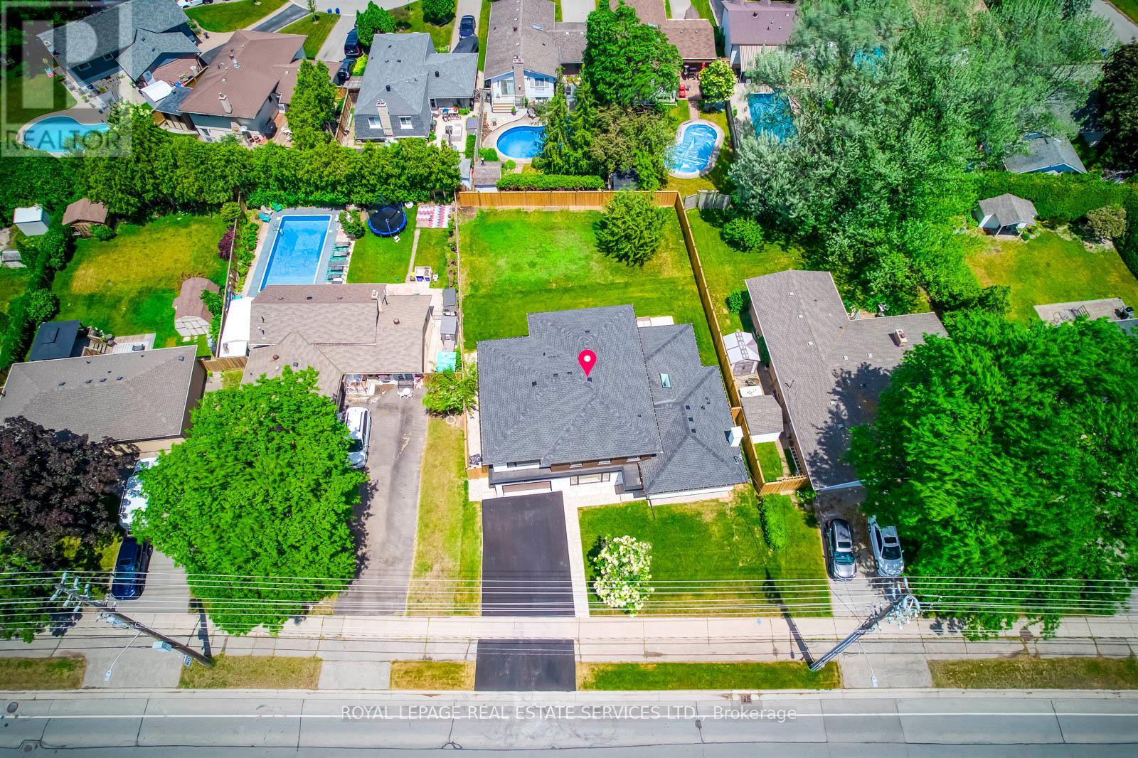 Property at 559 WALKERS LINE image 5