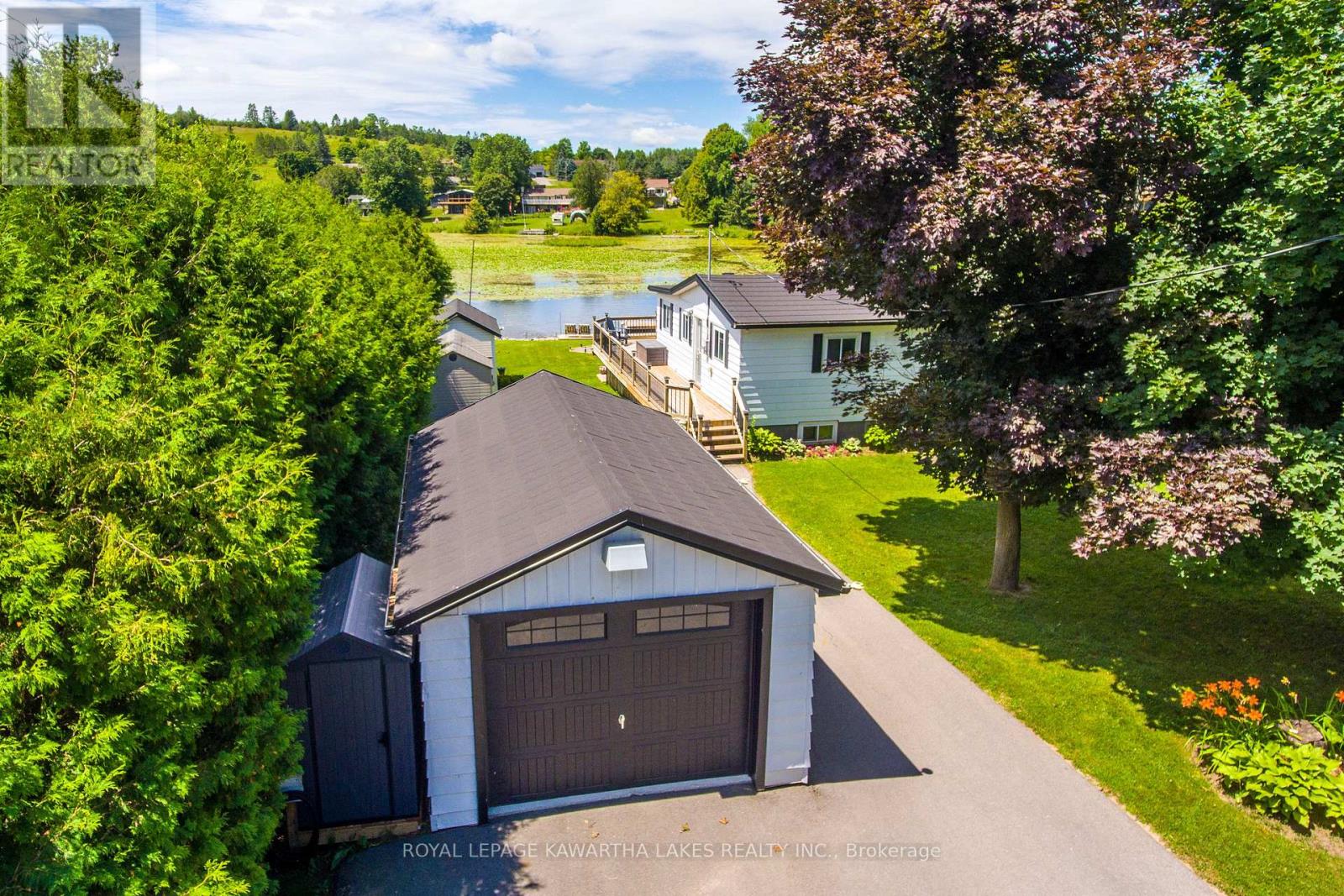 Property at 28 CADILLAC BOULEVARD image 4