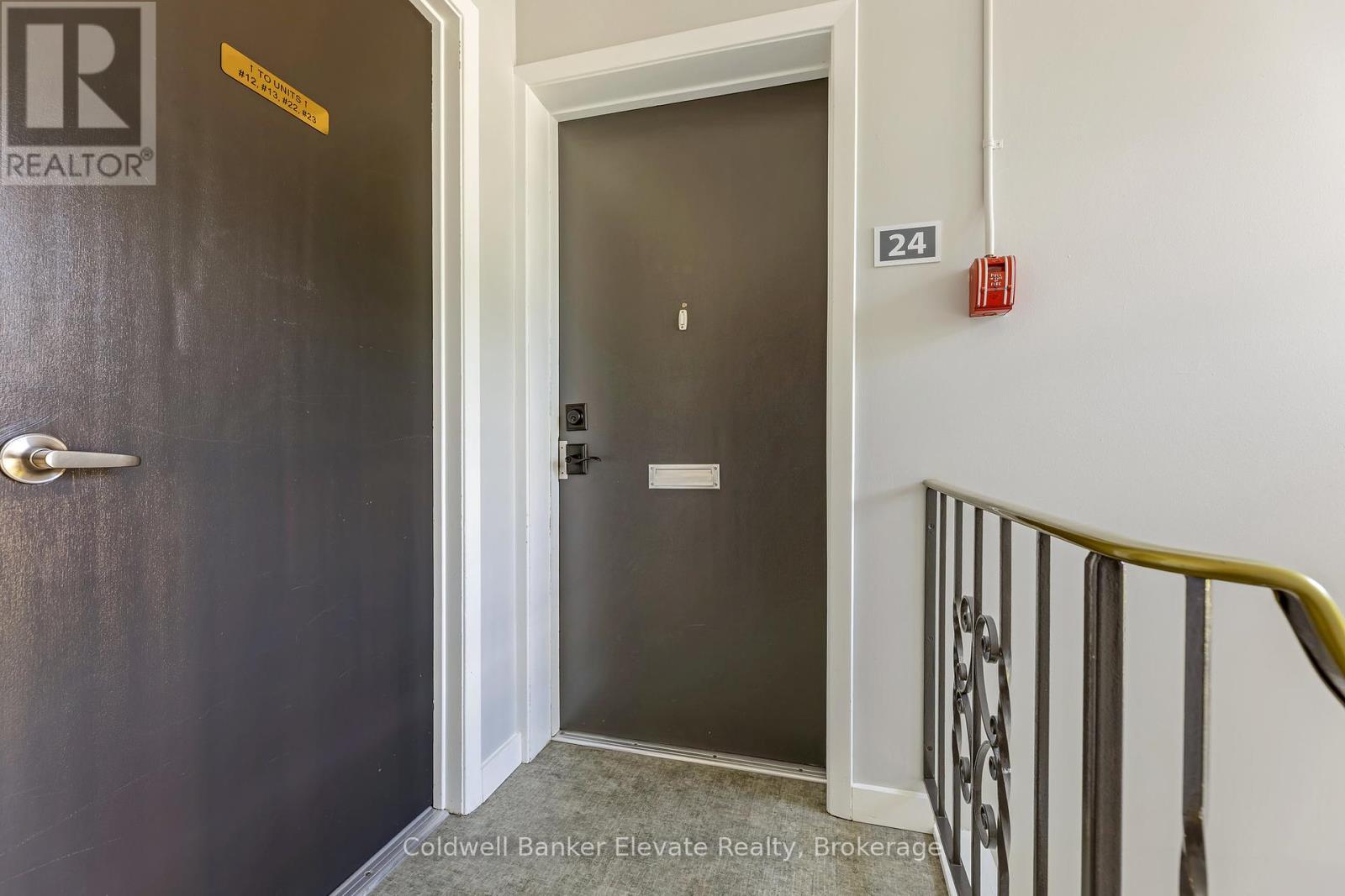 Property at 24 - 233 WESTMINSTER DRIVE S image 4