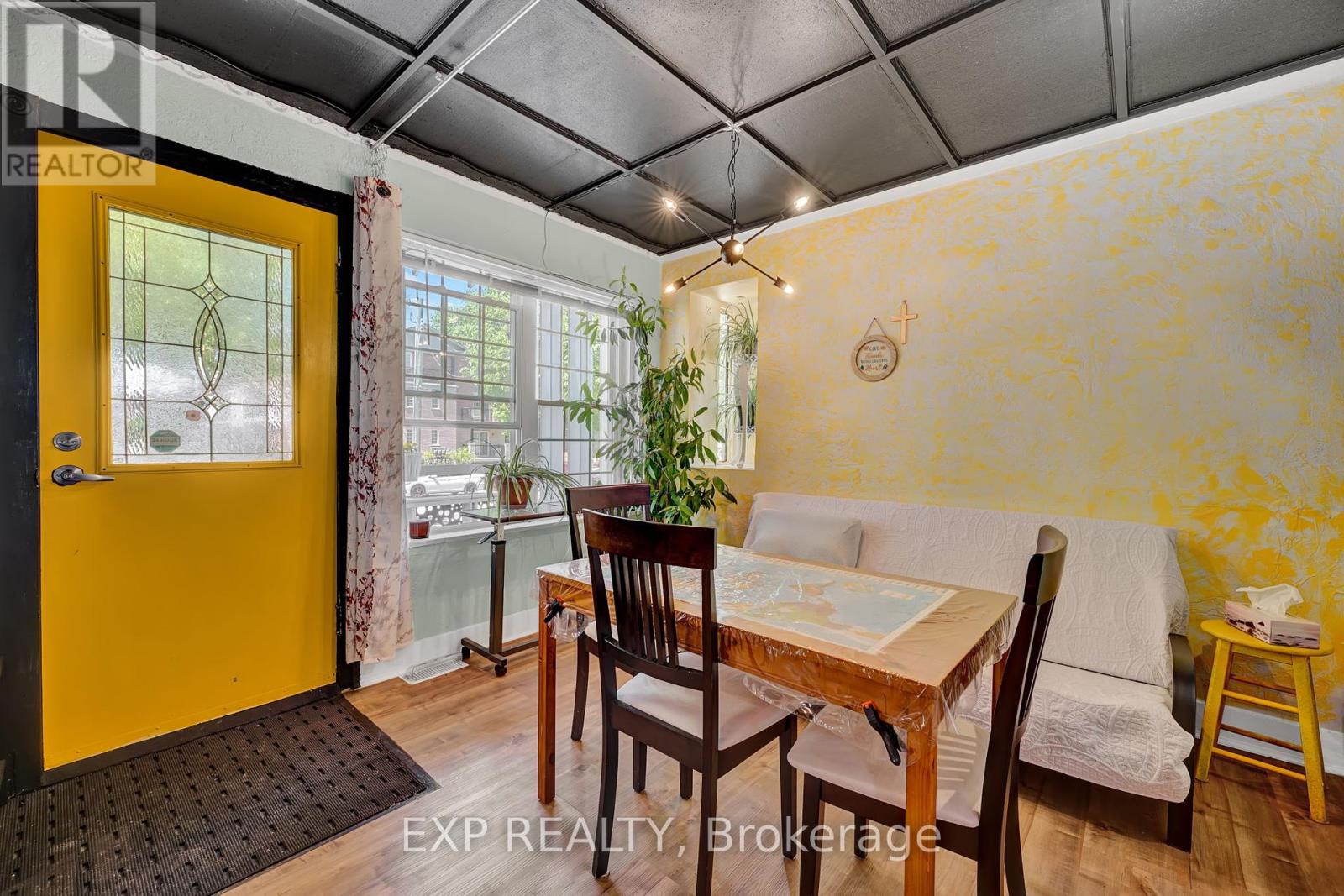 Property at 82 KEHL STREET image 3