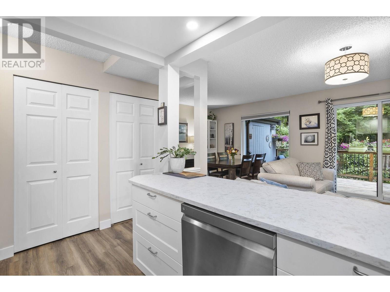 Property at 890 CUNNINGHAM LANE image 4