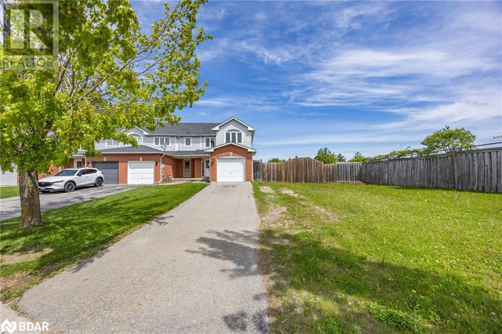13 Sunset Place, Barrie, Ontario  L4N 0T7 - Photo 1 - 40744071