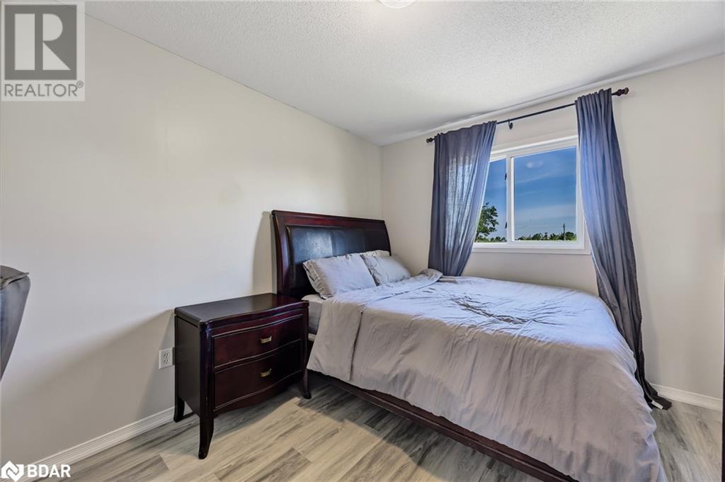13 Sunset Place, Barrie, Ontario  L4N 0T7 - Photo 21 - 40744071
