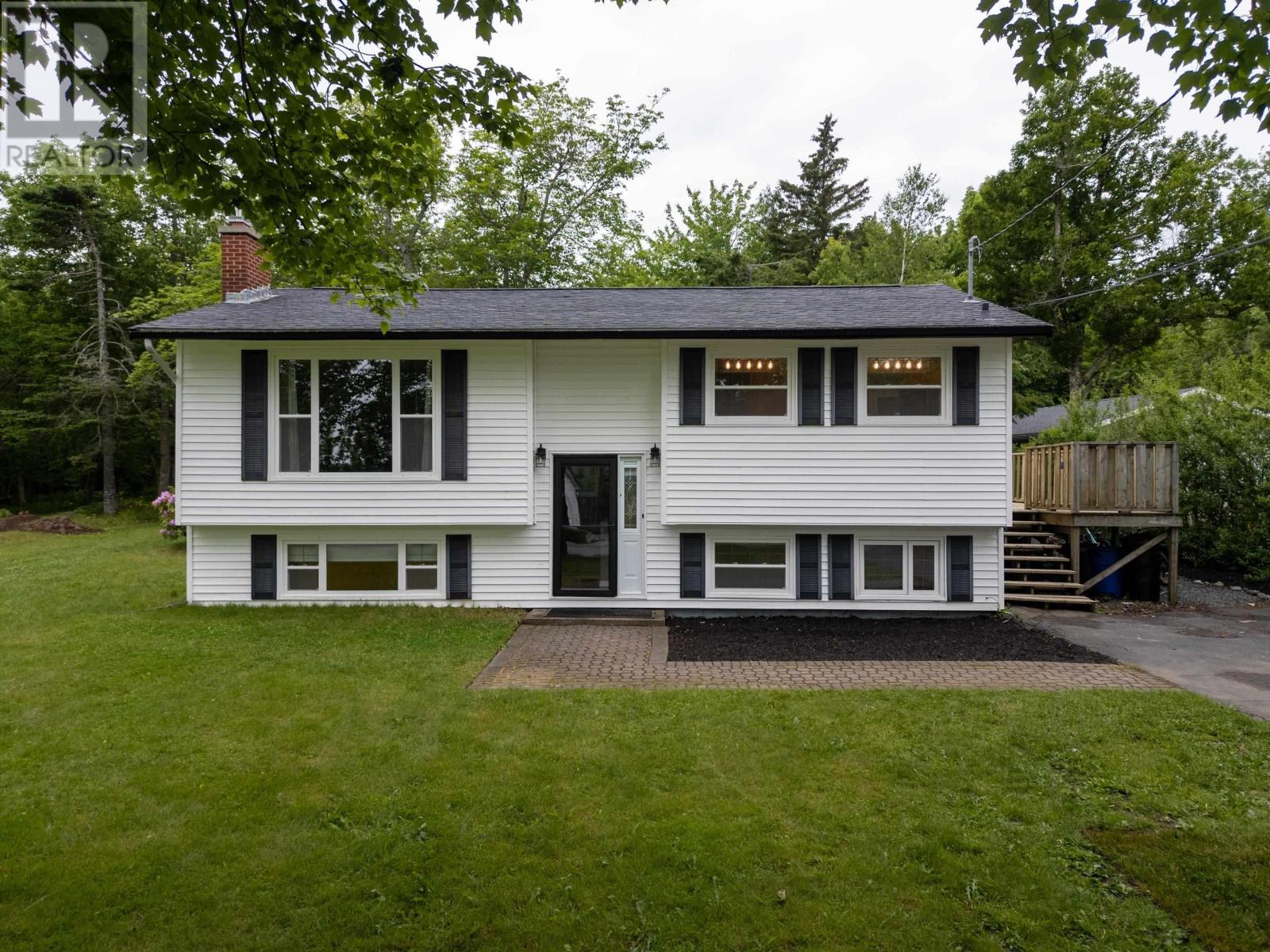 Property at 68 Karen Crescent image 1