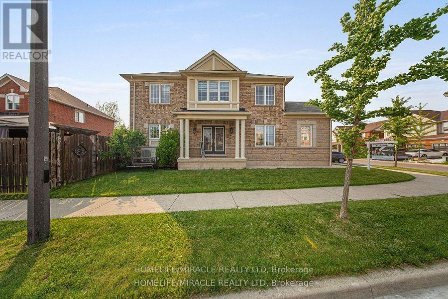 Property at 949 ZELINSKY CRESCENT image 4