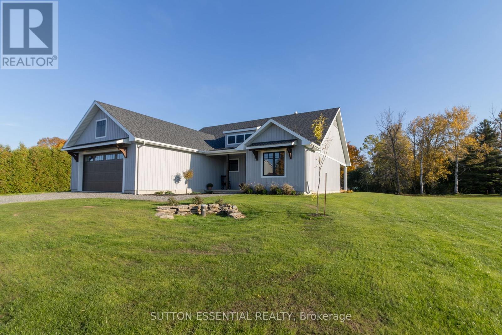 3 Montana Way, Augusta, Ontario  K6V 5T2 - Photo 2 - X12249305