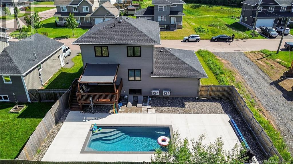 Property at 8 Opal Court image 4