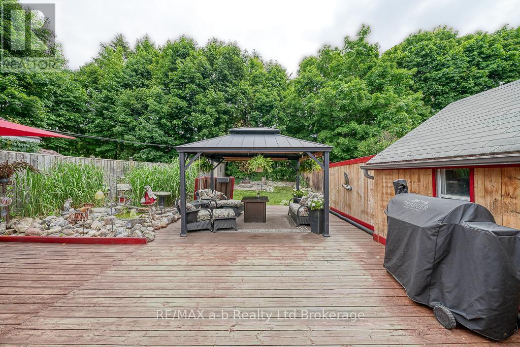 77 Teeple Street, Woodstock, Ontario  N4S 3Y8 - Photo 24 - X12249265