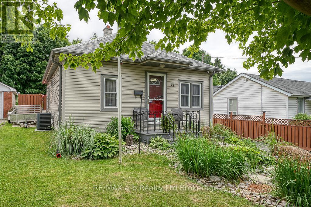 77 Teeple Street, Woodstock, Ontario  N4S 3Y8 - Photo 3 - X12249265