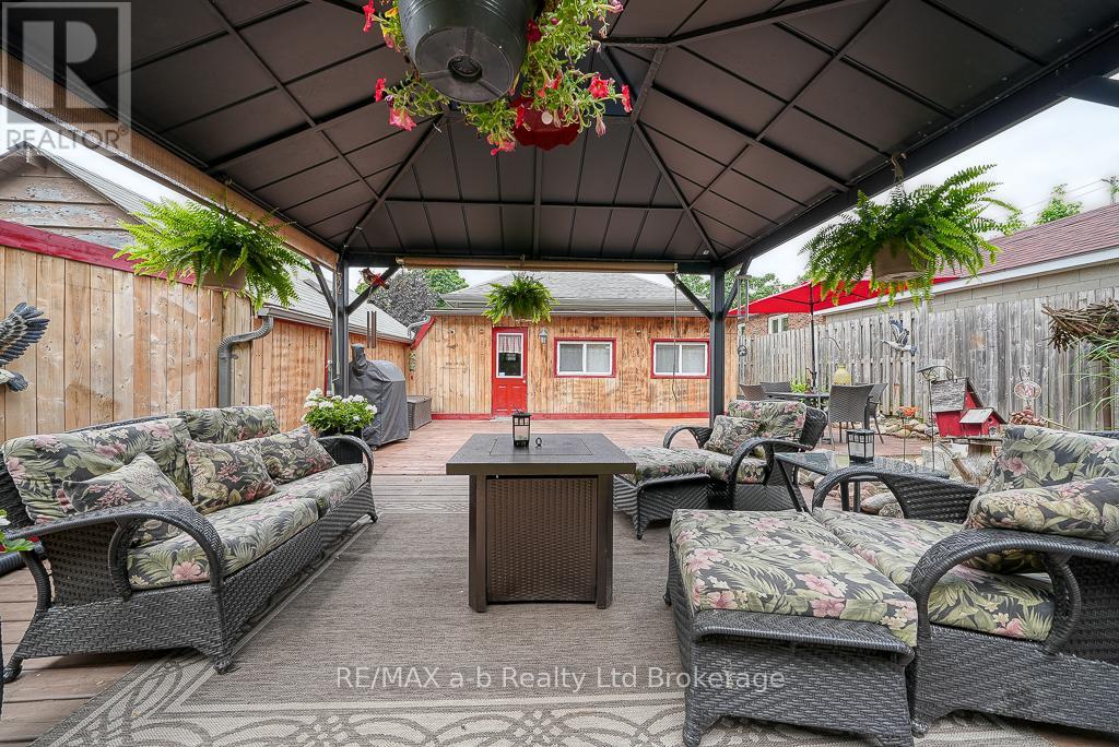 77 Teeple Street, Woodstock, Ontario  N4S 3Y8 - Photo 30 - X12249265