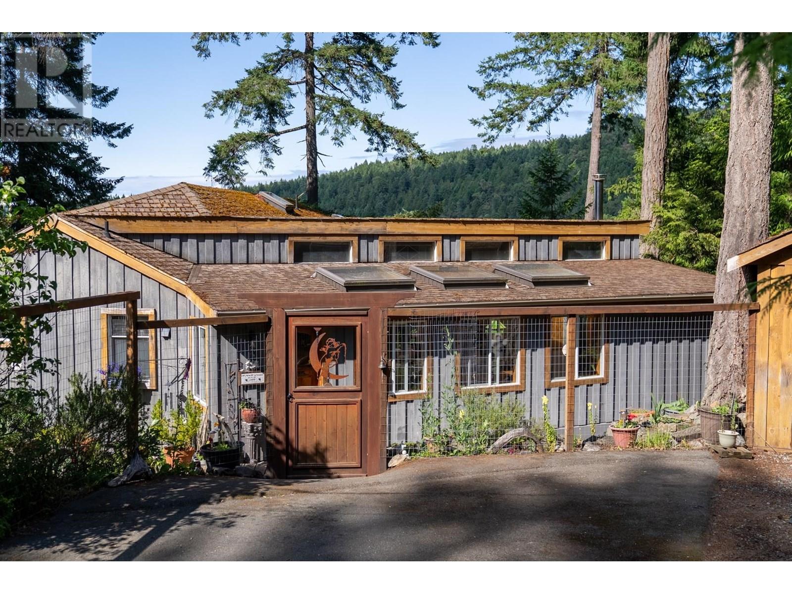 Property at 1616 SCHOONER WAY image 2