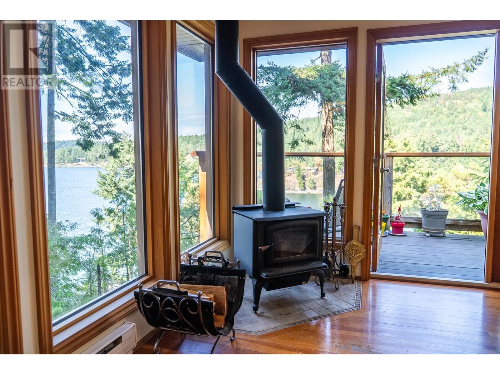 Property at 1616 SCHOONER WAY image 4