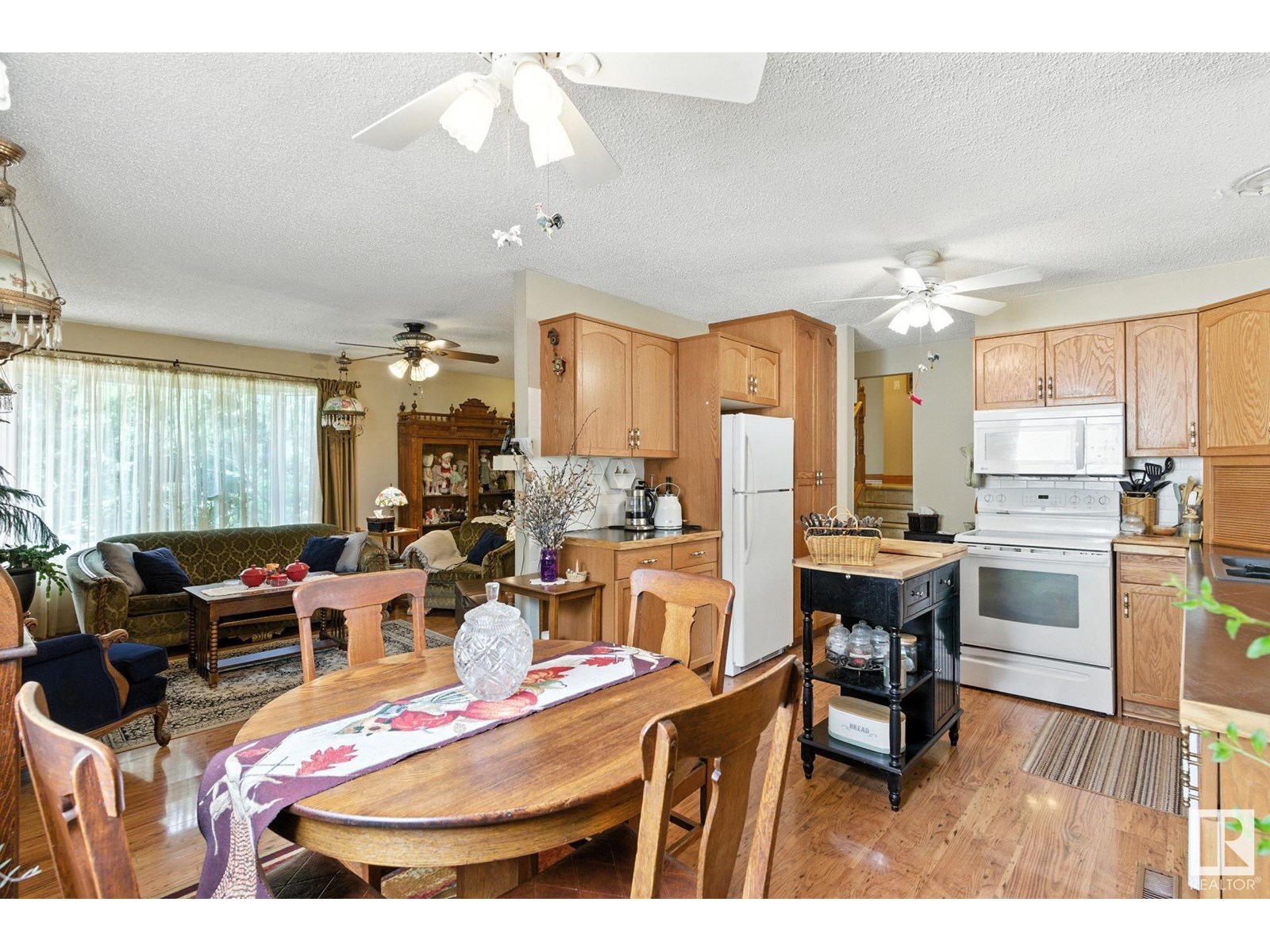9608 98a St, Morinville, Alberta  T8R 1H2 - Photo 10 - E4444660