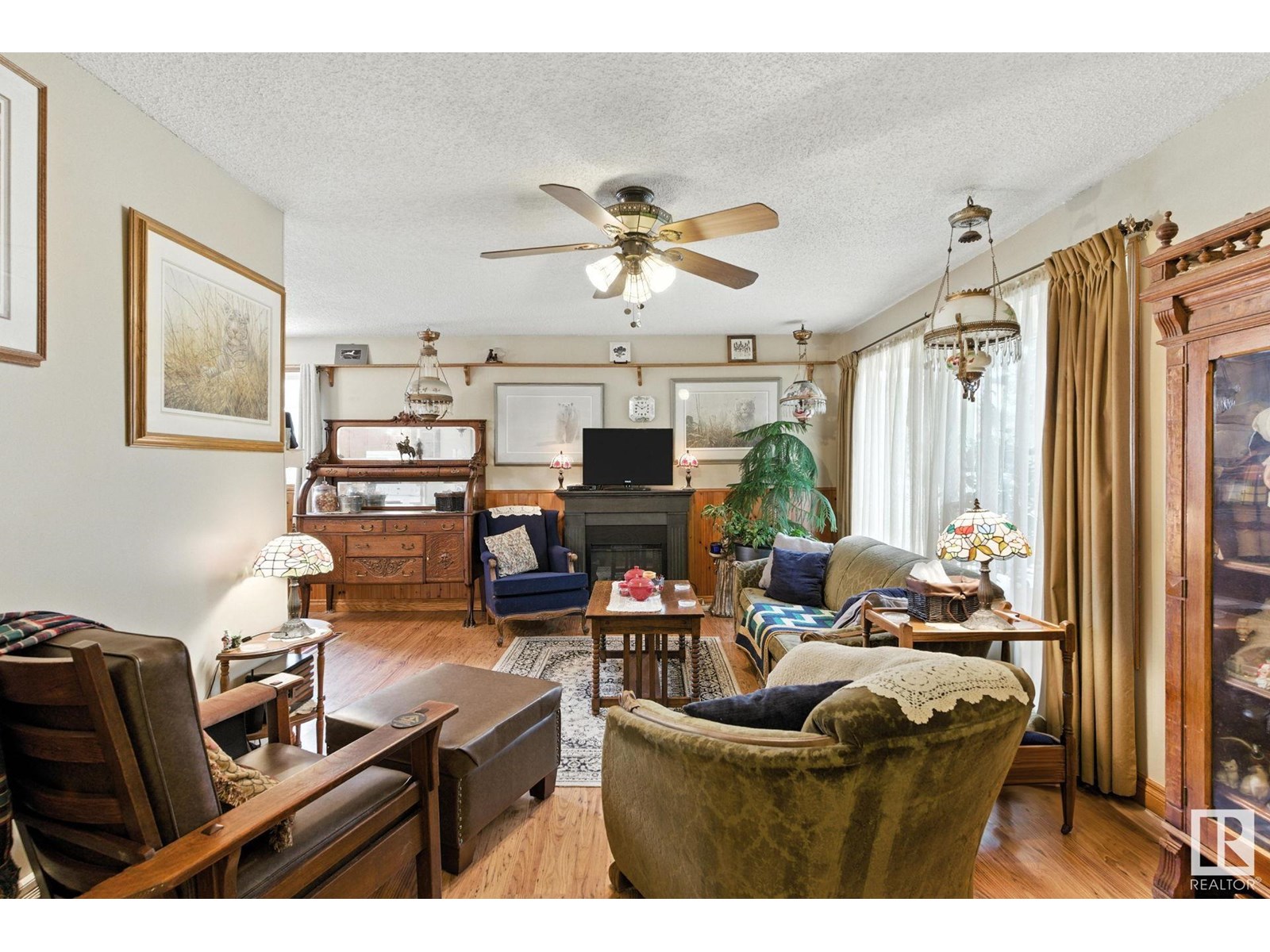 9608 98a St, Morinville, Alberta  T8R 1H2 - Photo 5 - E4444660