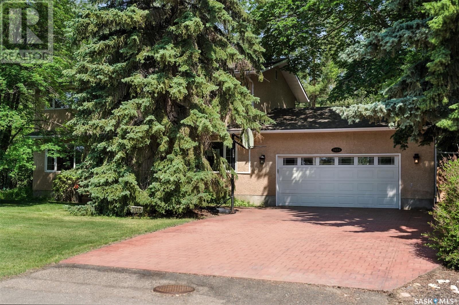 Property at 3434 Dieppe STREET image 2