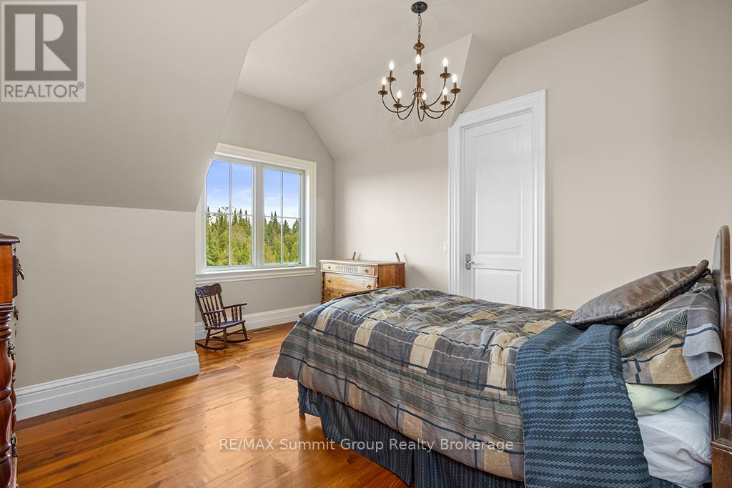 194109 Grey Road 13, Grey Highlands, Ontario  N0C 1E0 - Photo 27 - X12120440