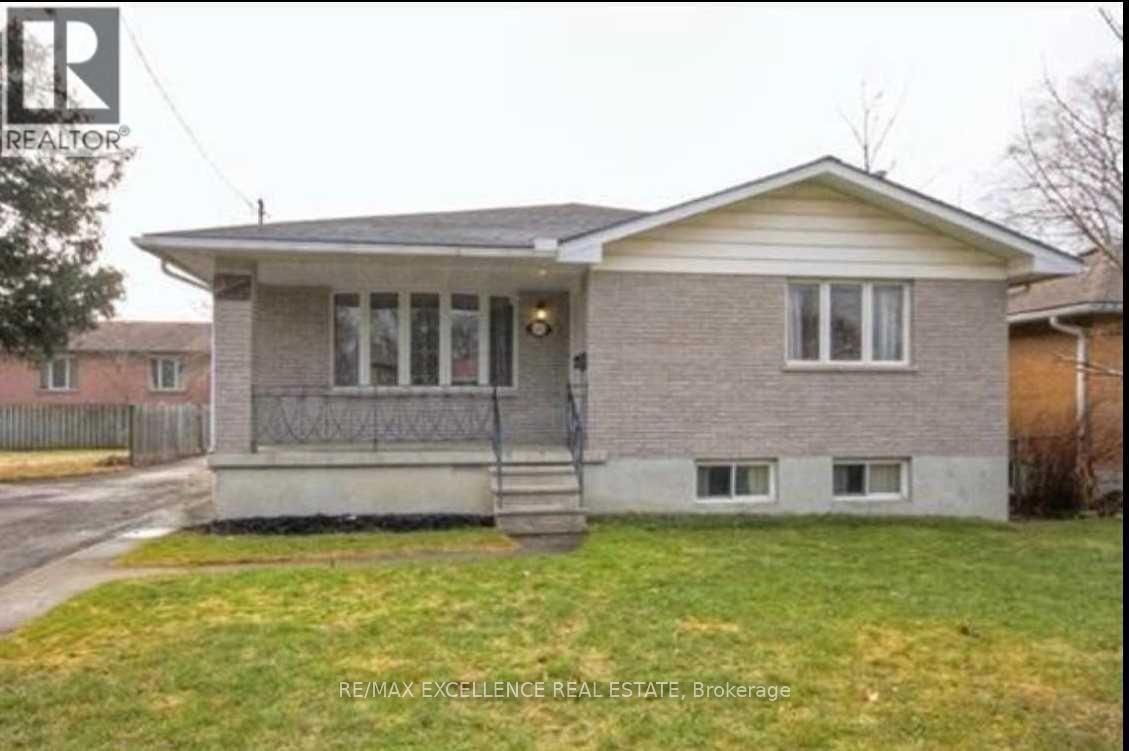 Property at 1595 BORDEN STREET image 1