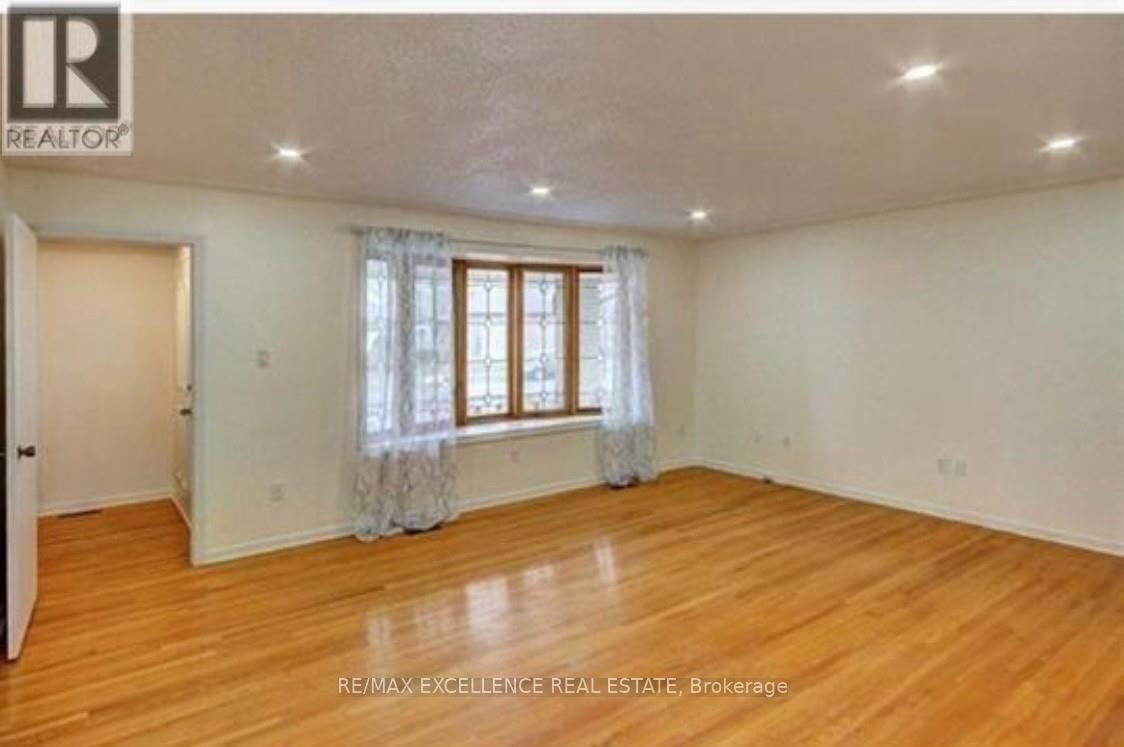 Property at 1595 BORDEN STREET image 4