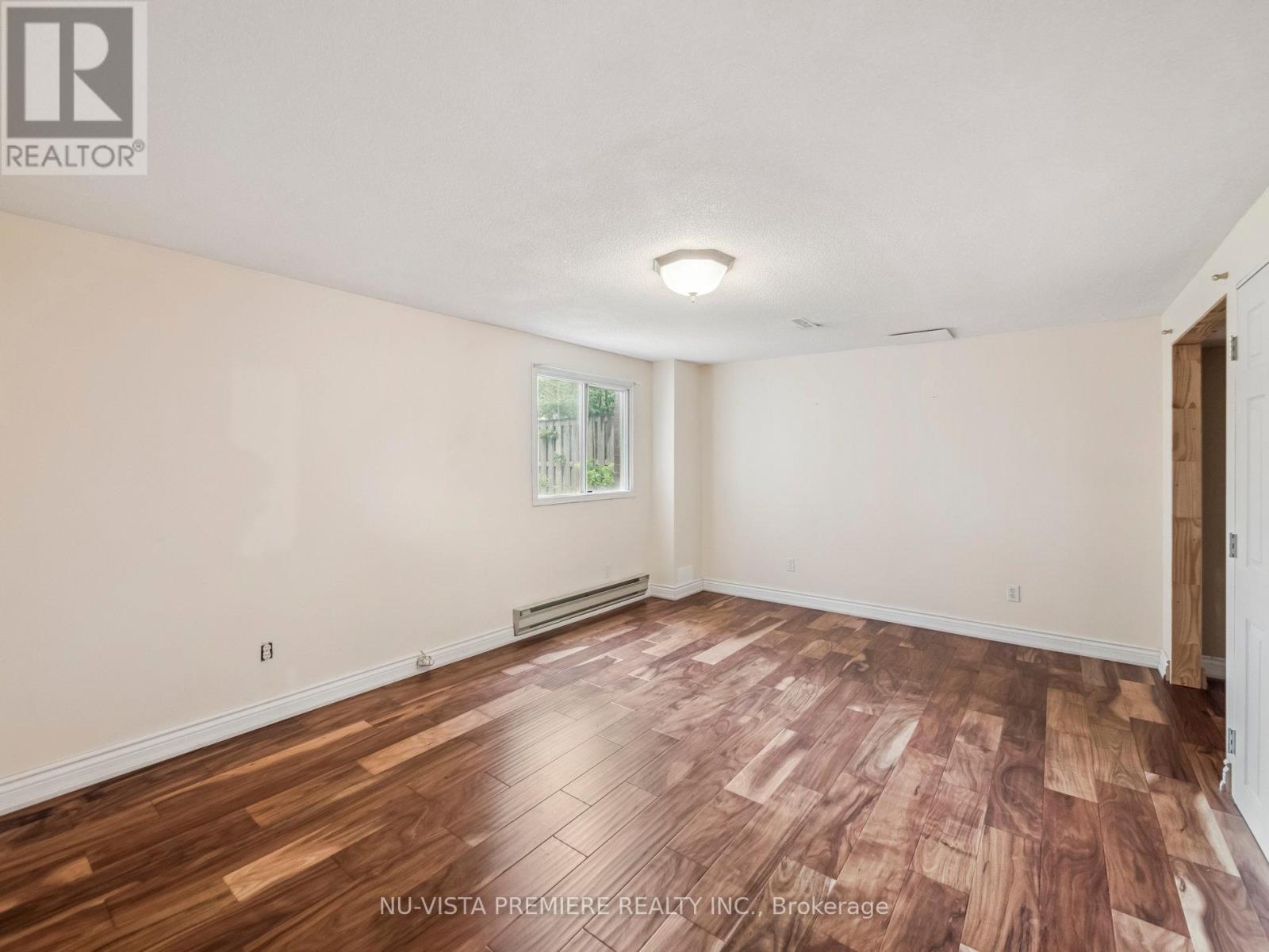 5 Mendys Forest, Aurora, Ontario  L4G 5A4 - Photo 38 - N12249437