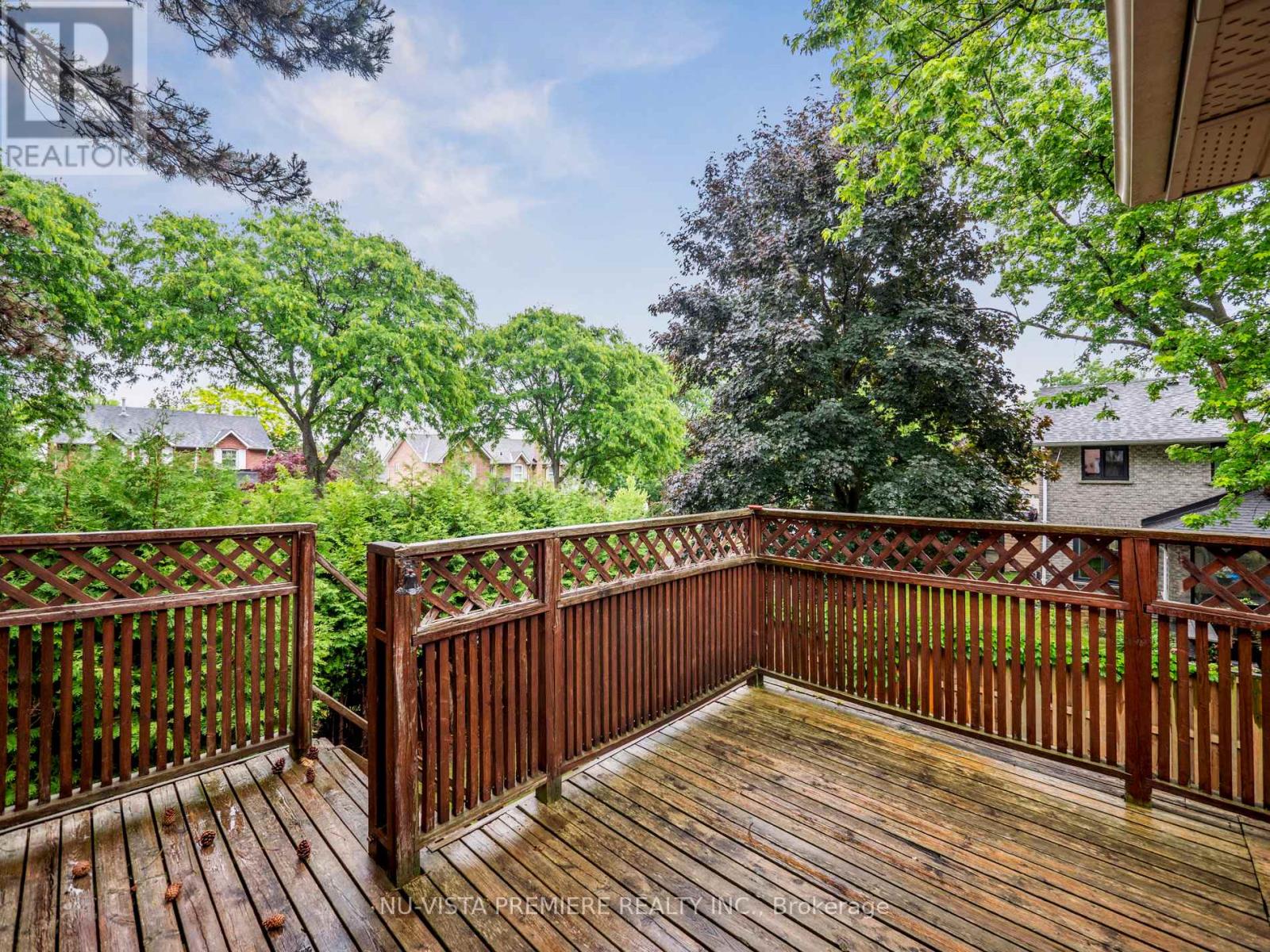 5 Mendys Forest, Aurora, Ontario  L4G 5A4 - Photo 42 - N12249437