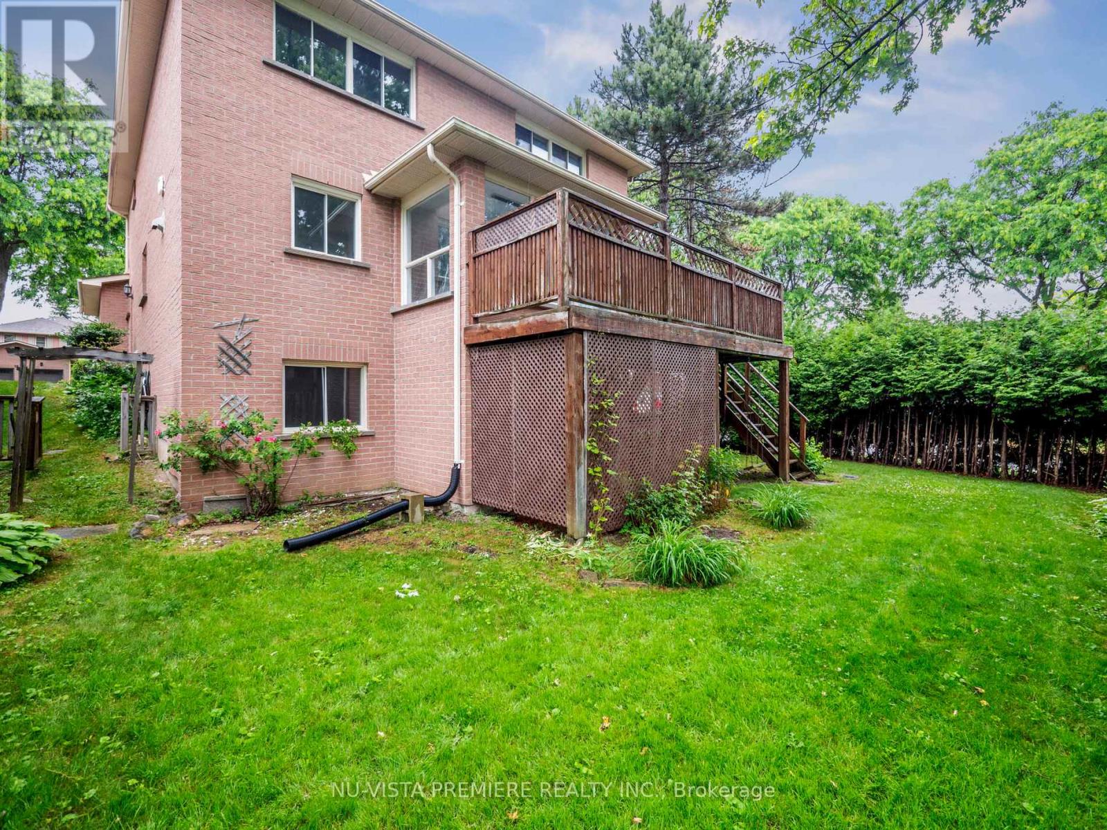 5 Mendys Forest, Aurora, Ontario  L4G 5A4 - Photo 44 - N12249437
