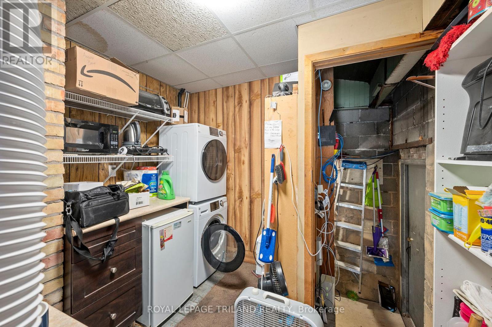 227 Colborne Street, Central Elgin, Ontario  N5L 1C2 - Photo 19 - X12249455