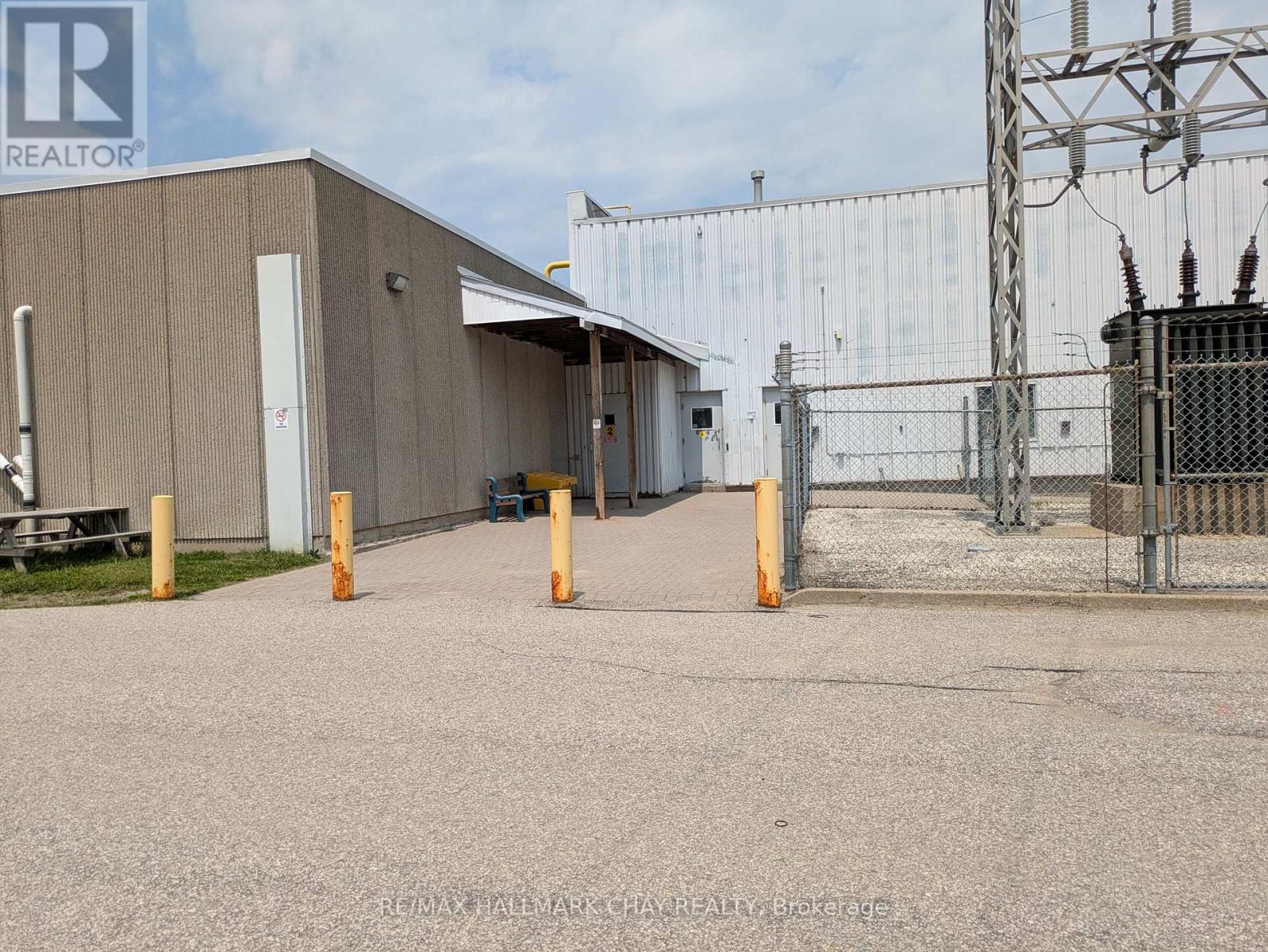 H-2 - 279 Bayview Drive, Barrie, Ontario  L4N 8X9 - Photo 4 - S12249253