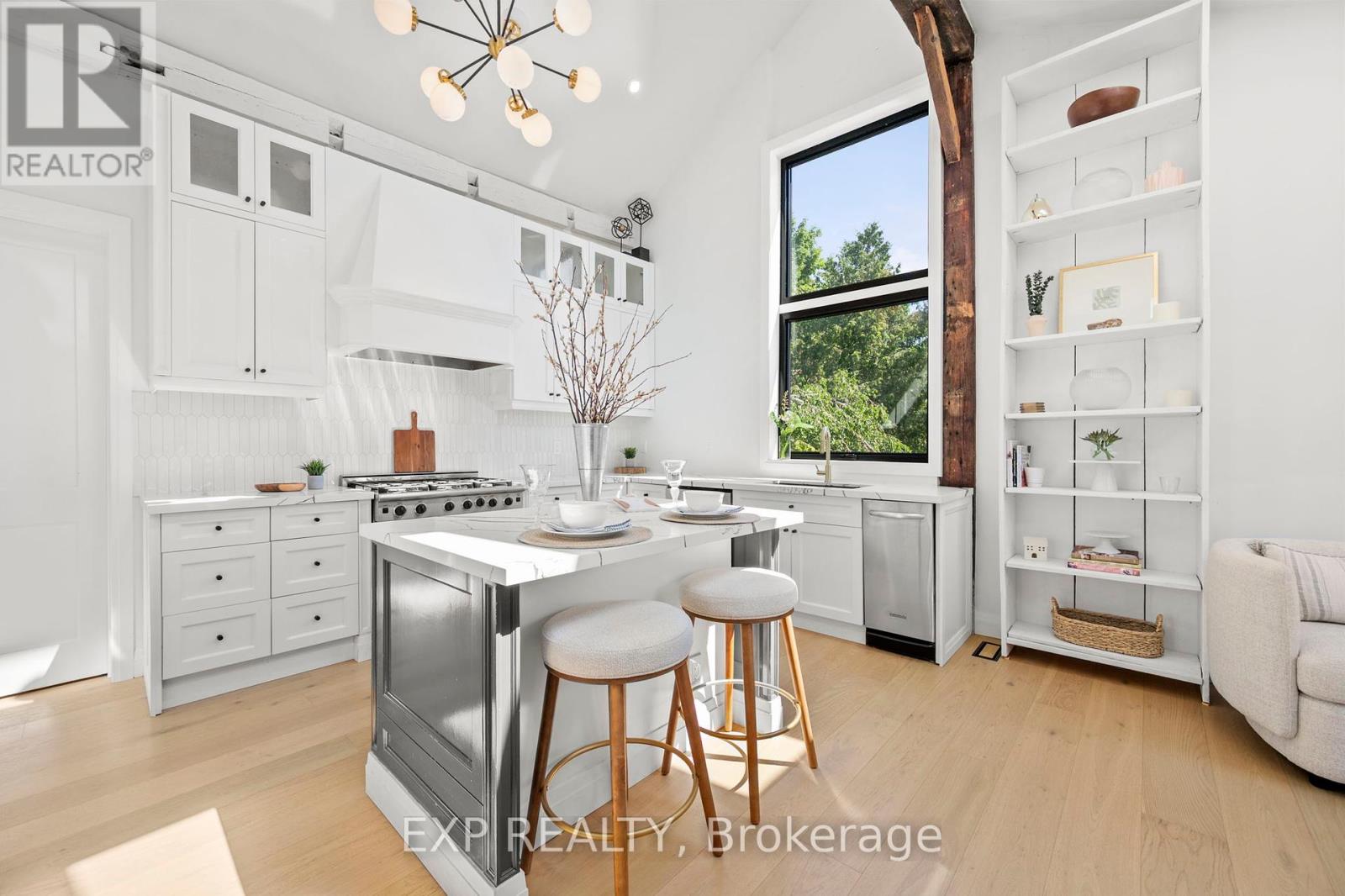 Property at 24 SHELSWELL BOULEVARD image 5