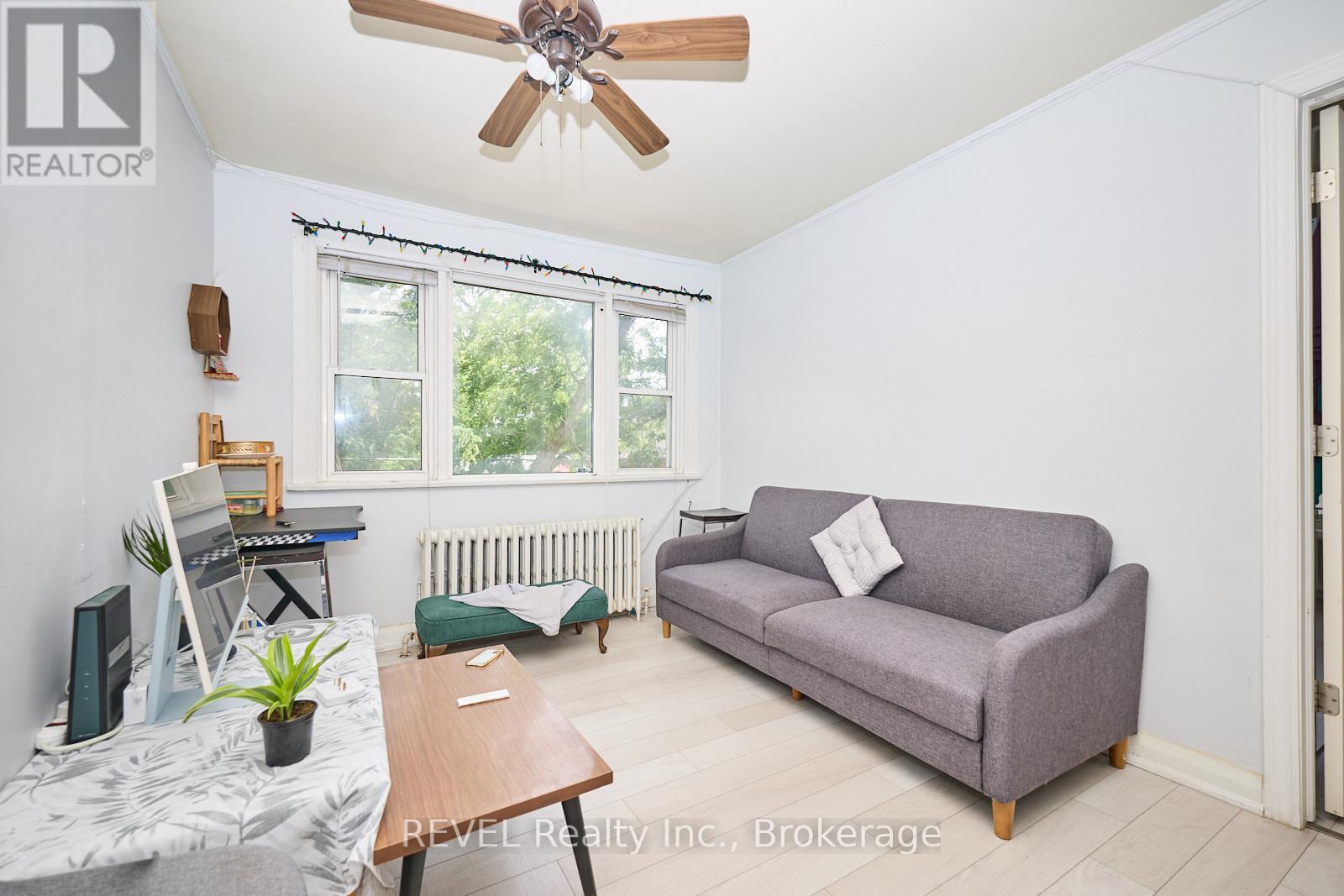 50 Welland Avenue, St. Catharines, Ontario  L2R 2M5 - Photo 7 - X12249446