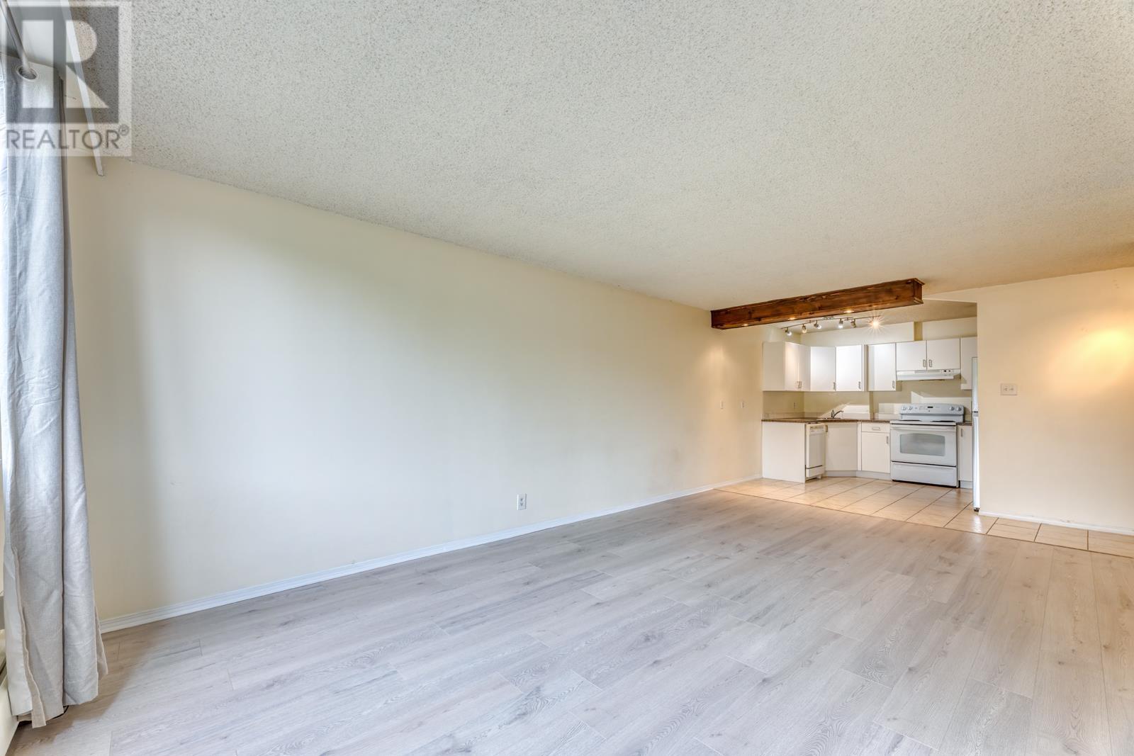Property at 1020 2012 FULLERTON AVENUE image 5