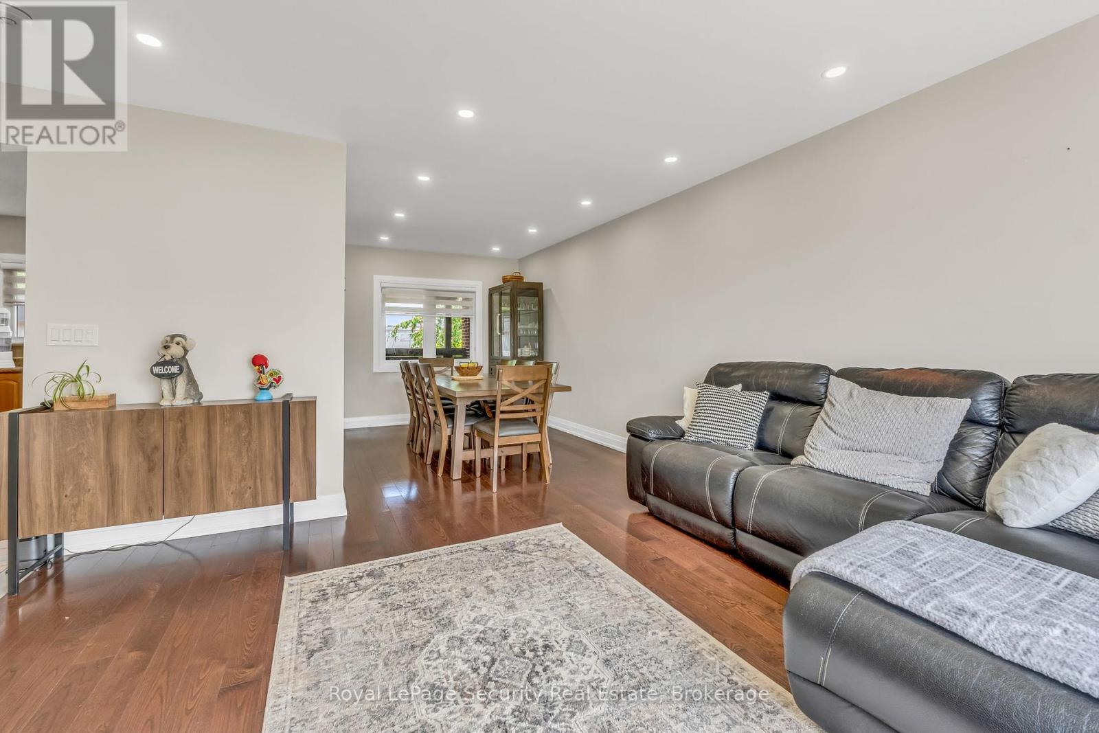 Property at 23 TALENT CRESCENT image 5