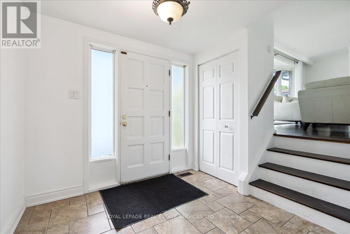 Property at 4060 FLEMISH DRIVE image 5